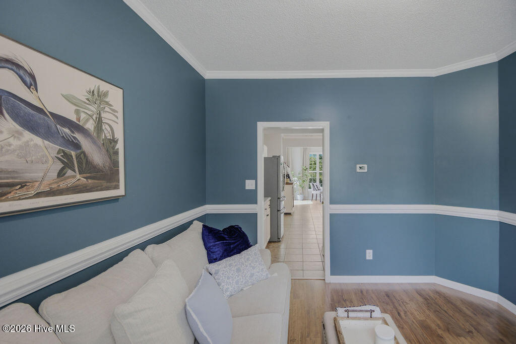 100565606 | Photo 25