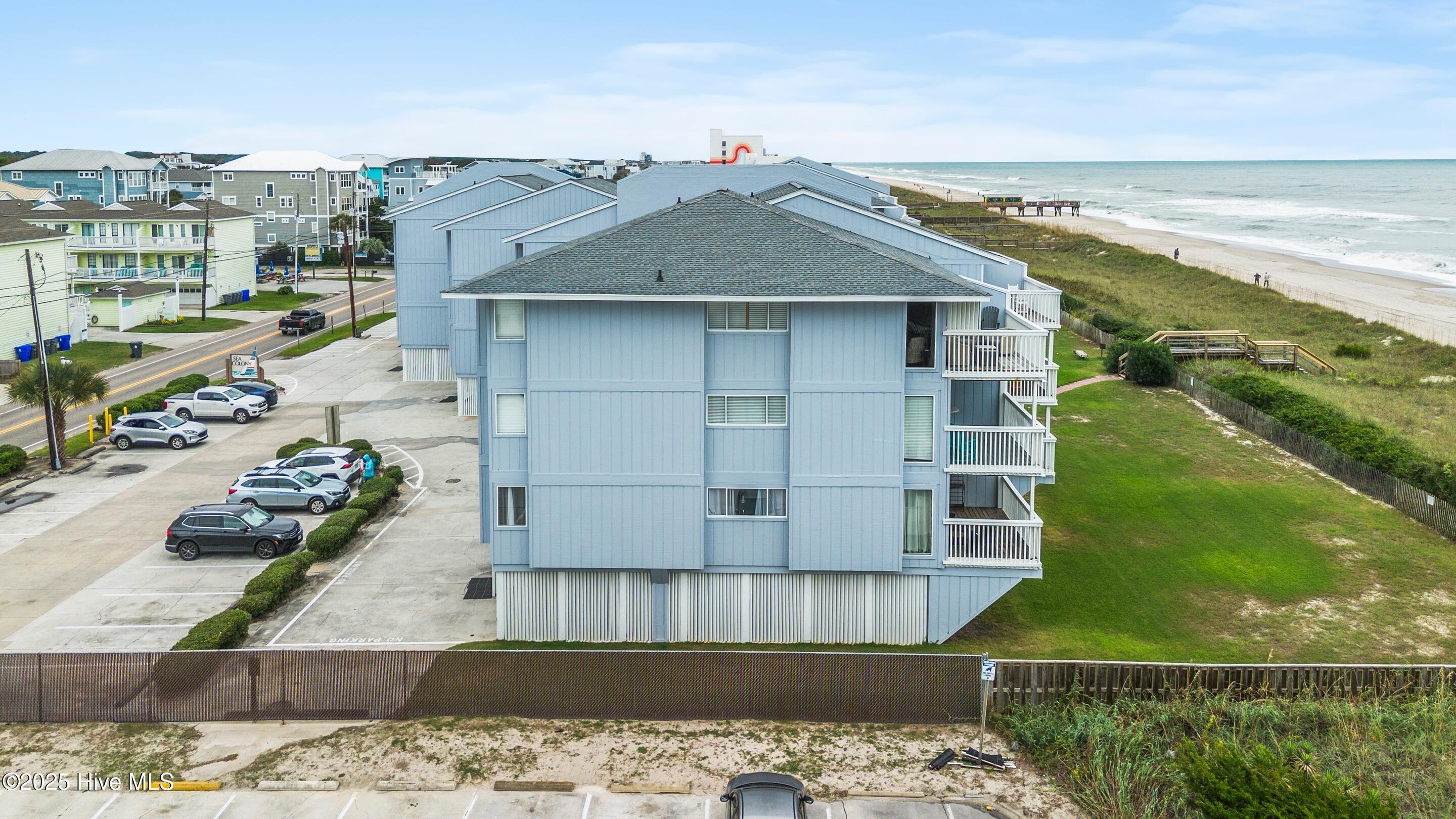 100536281 | Photo 27