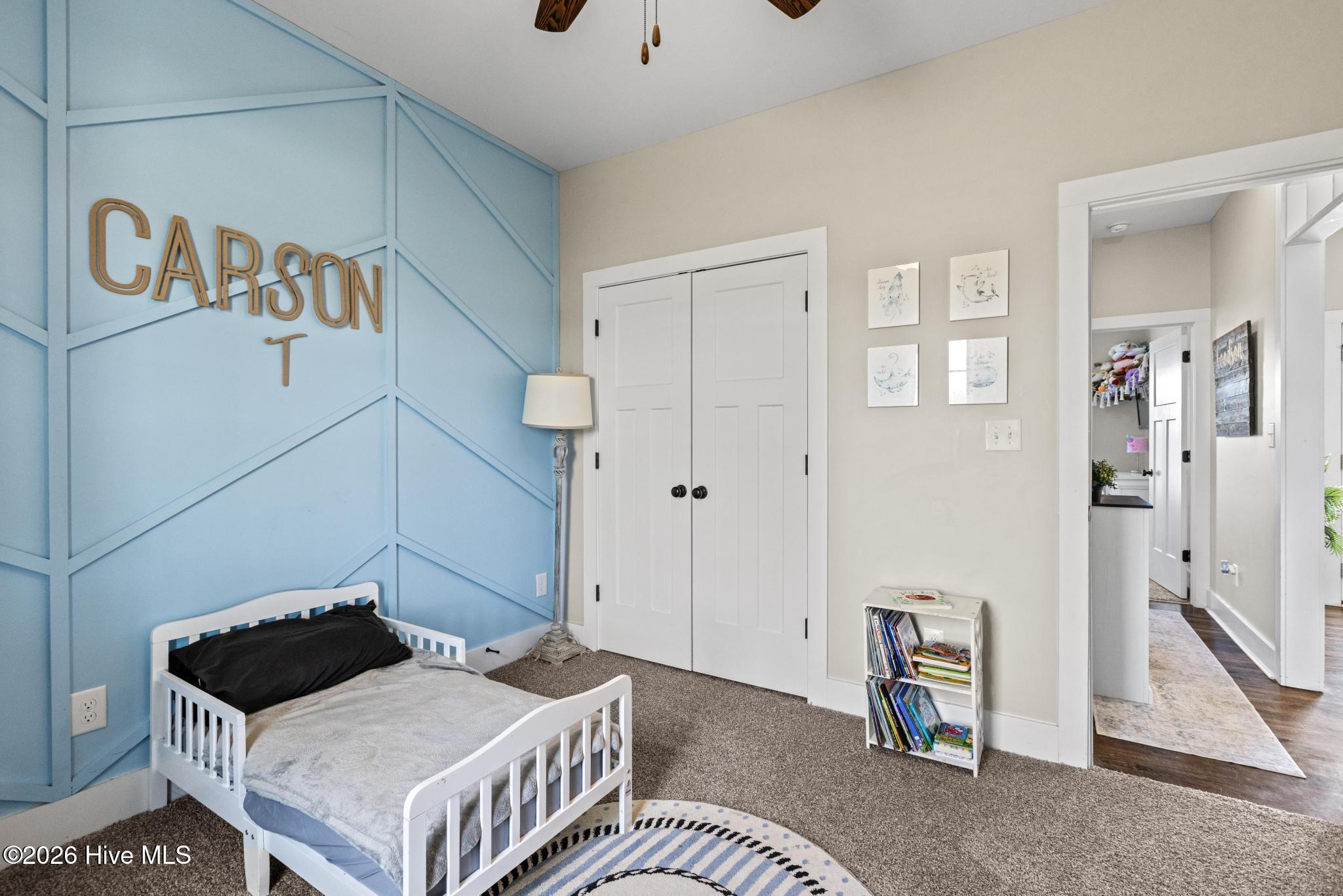 100559843 | Photo 15