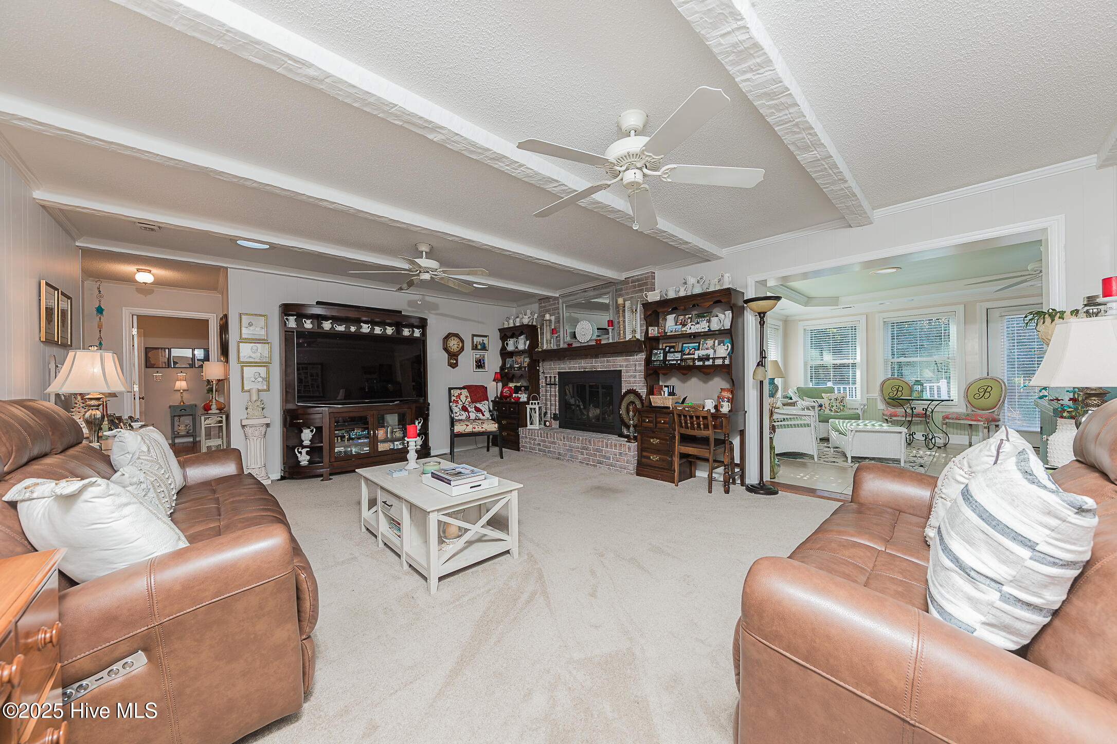 100542740 | Photo 16