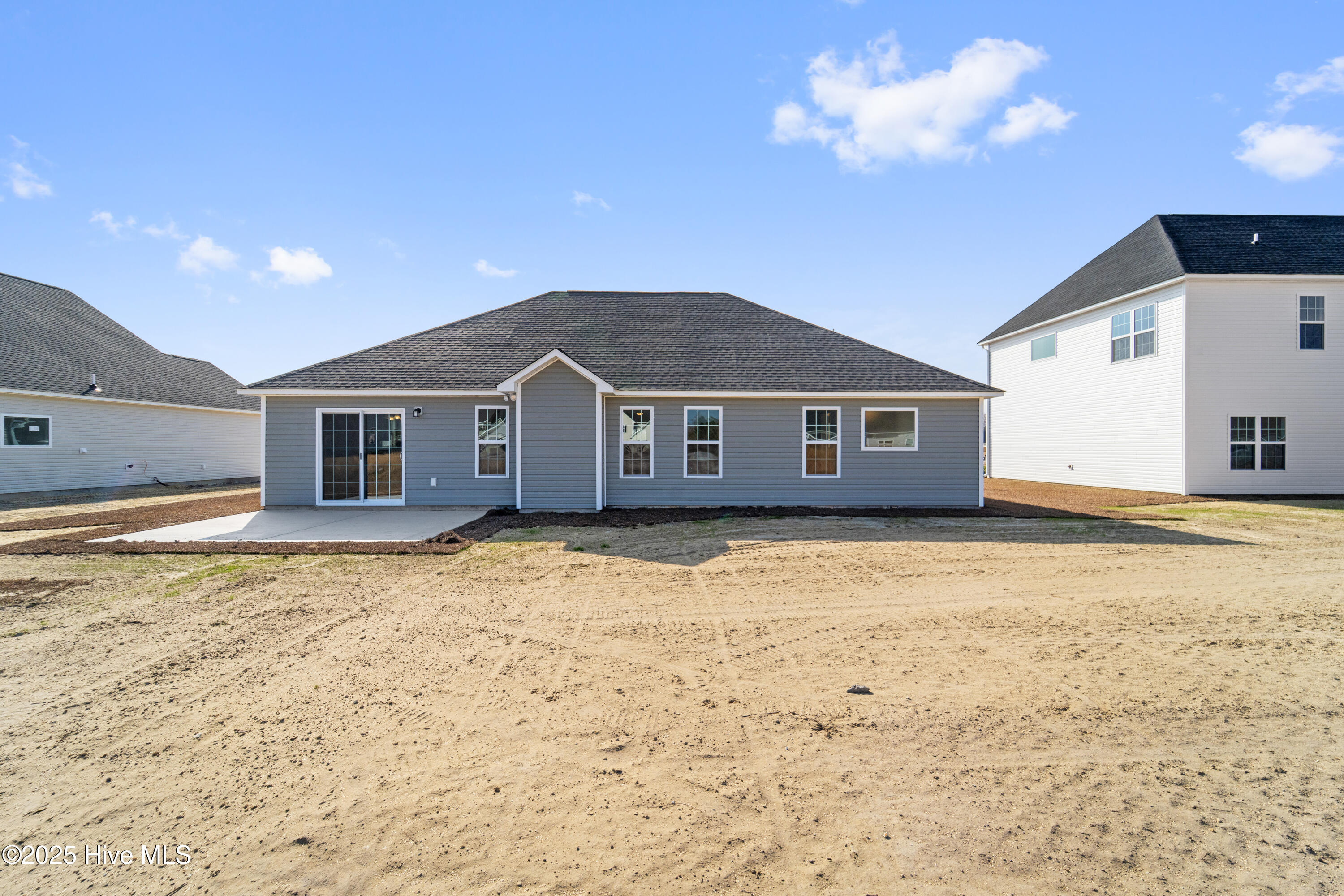 100519944 | Photo 29