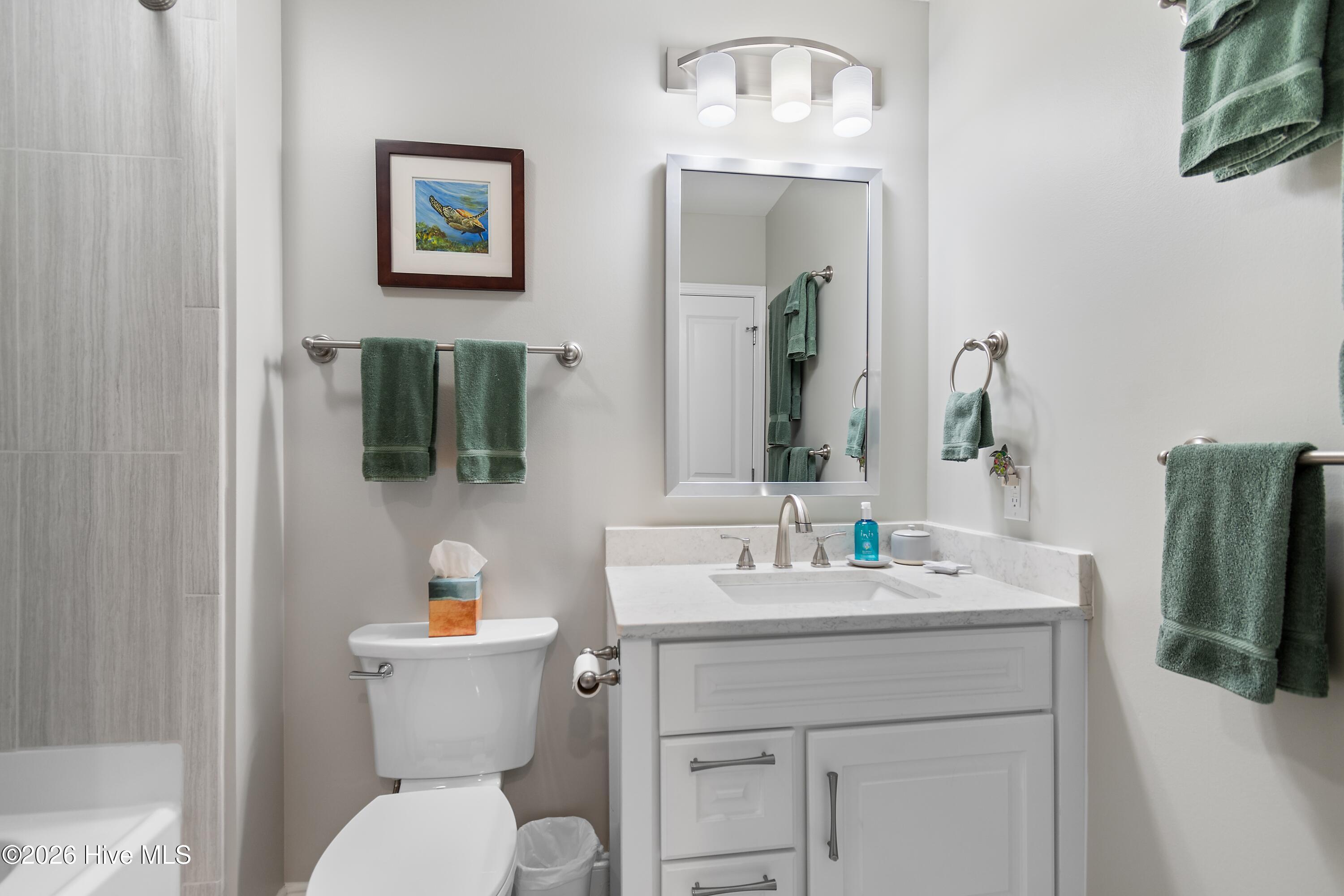 100567297 | Photo 37