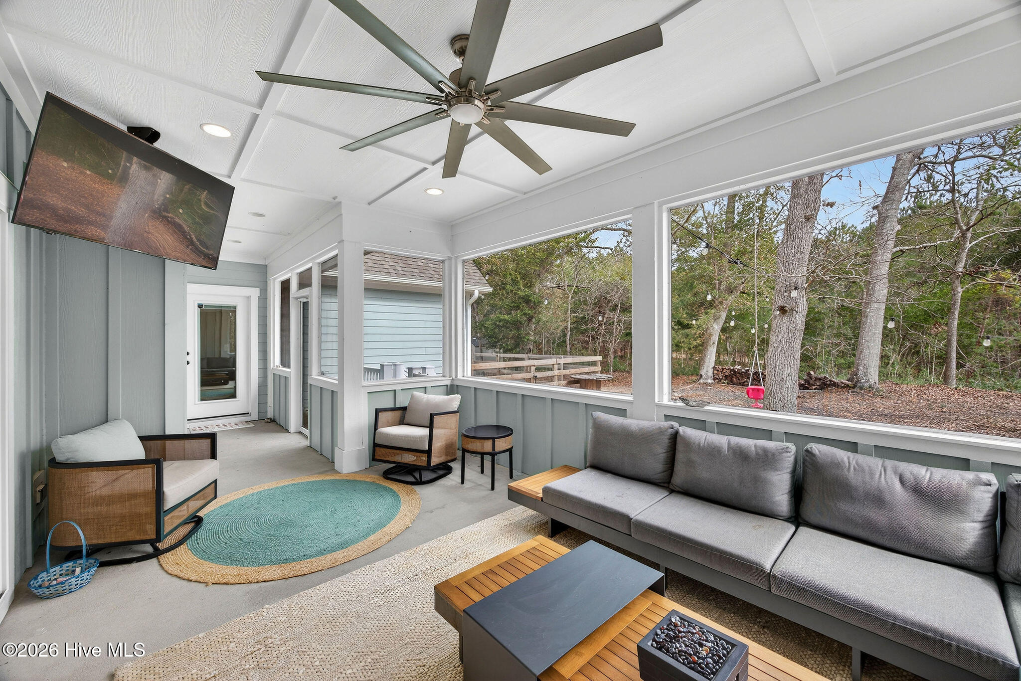 100555452 | Photo 38