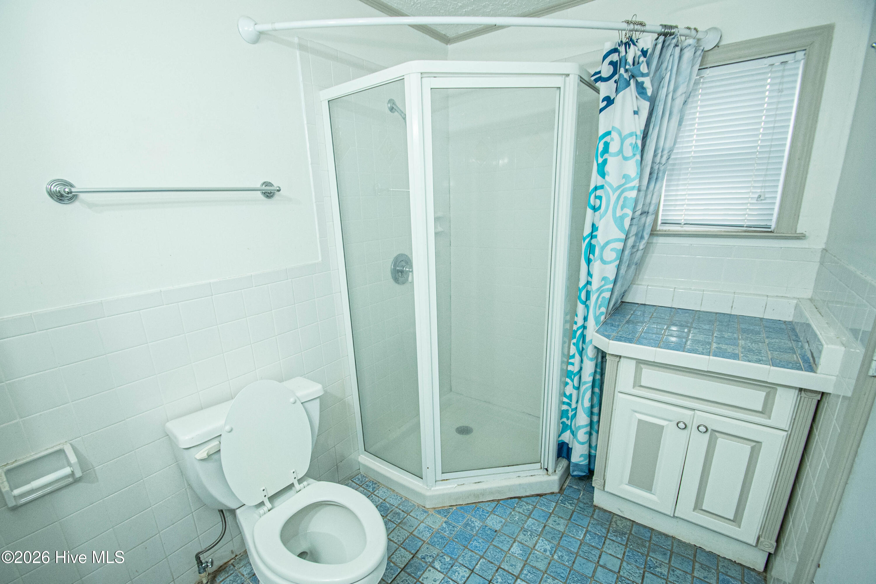 100554642 | Photo 71