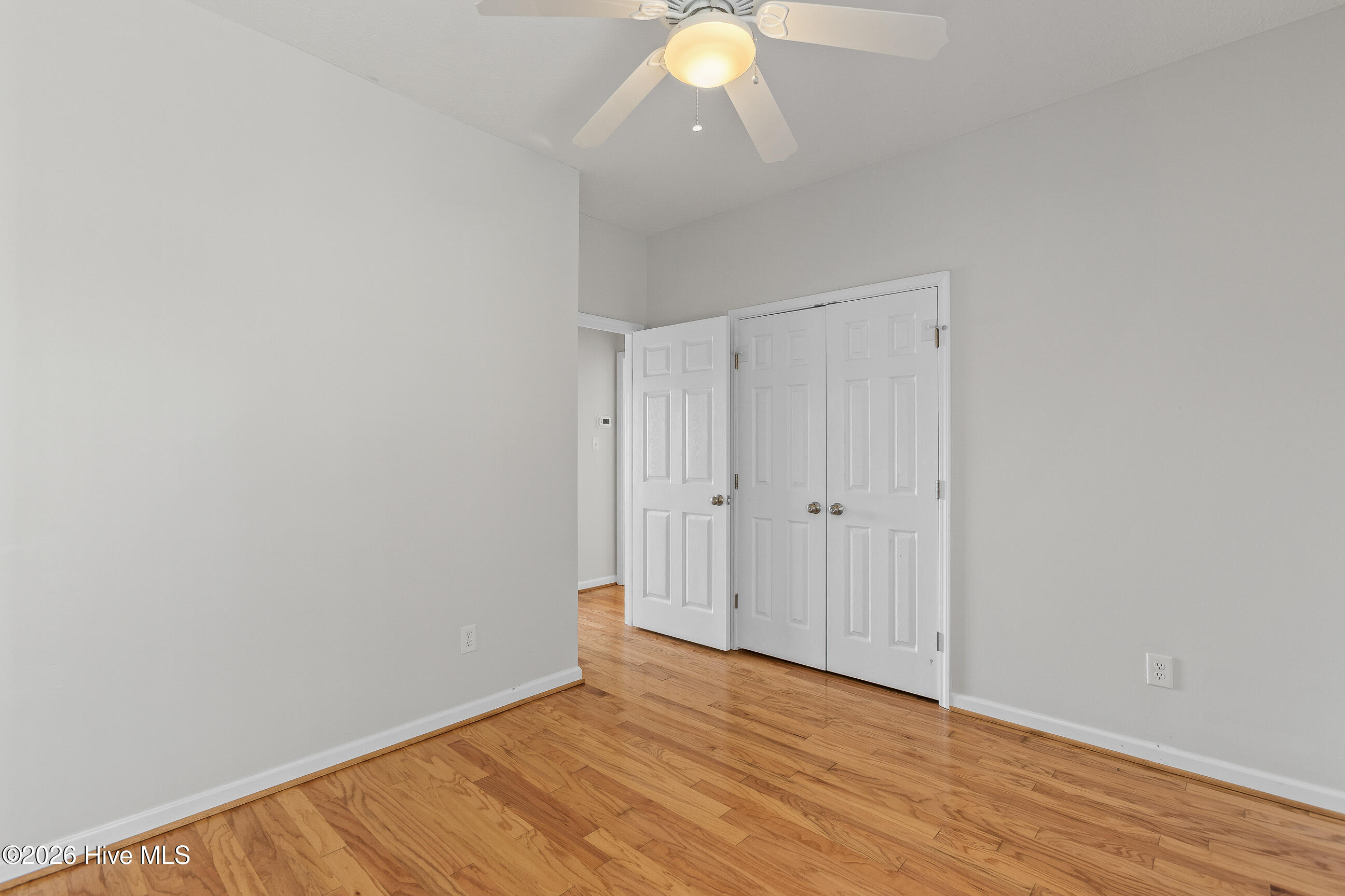 100560391 | Photo 25