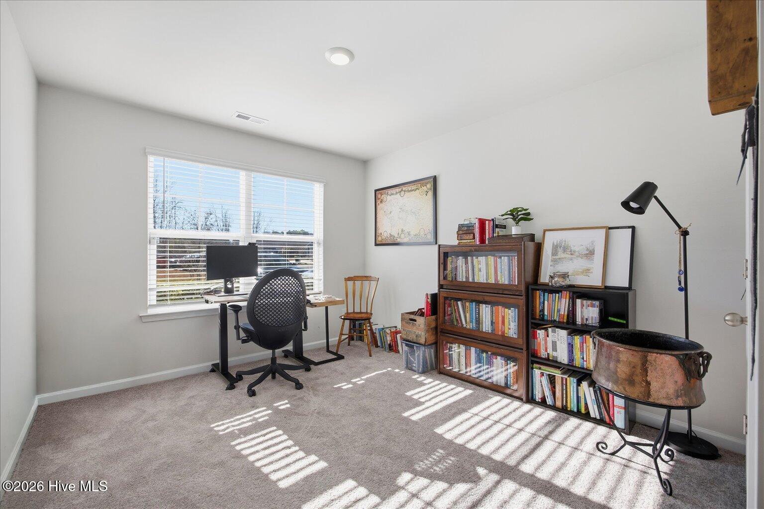 100549908 | Photo 11