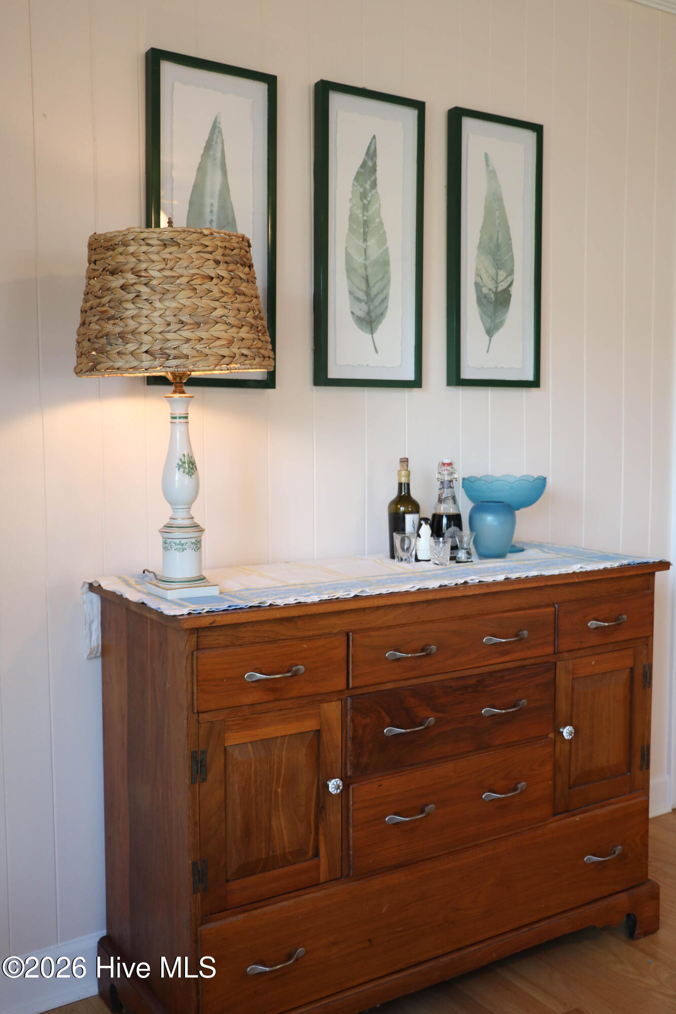 100560298 | Photo 22