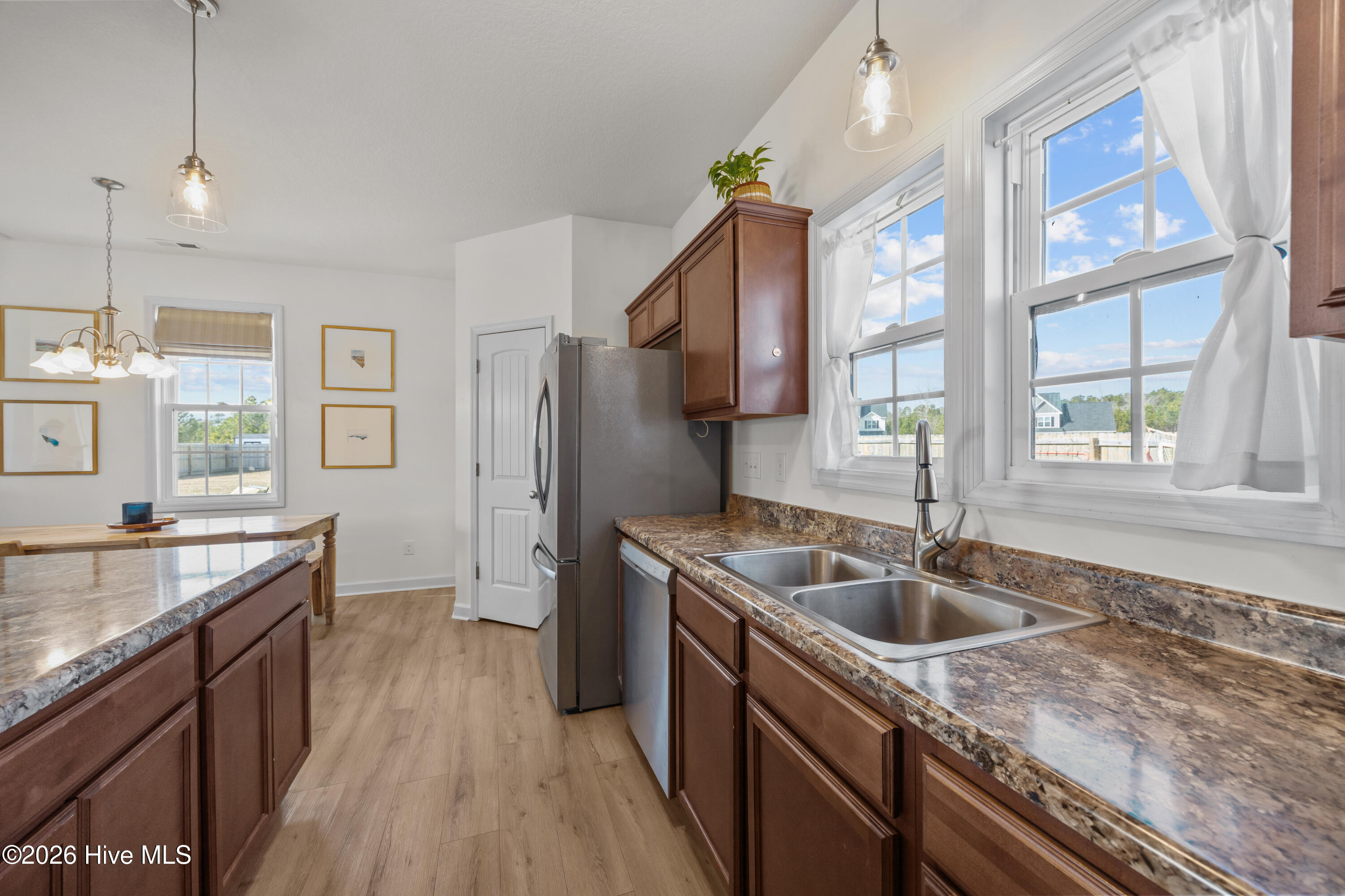 100559534 | Photo 15