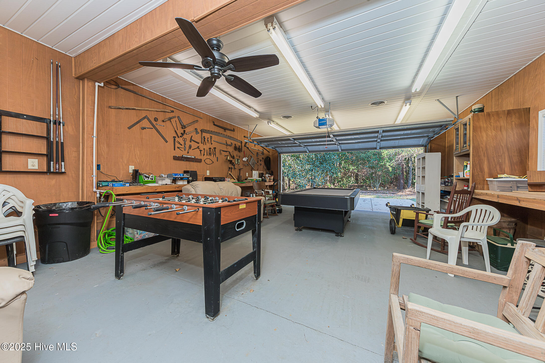 100542740 | Photo 65