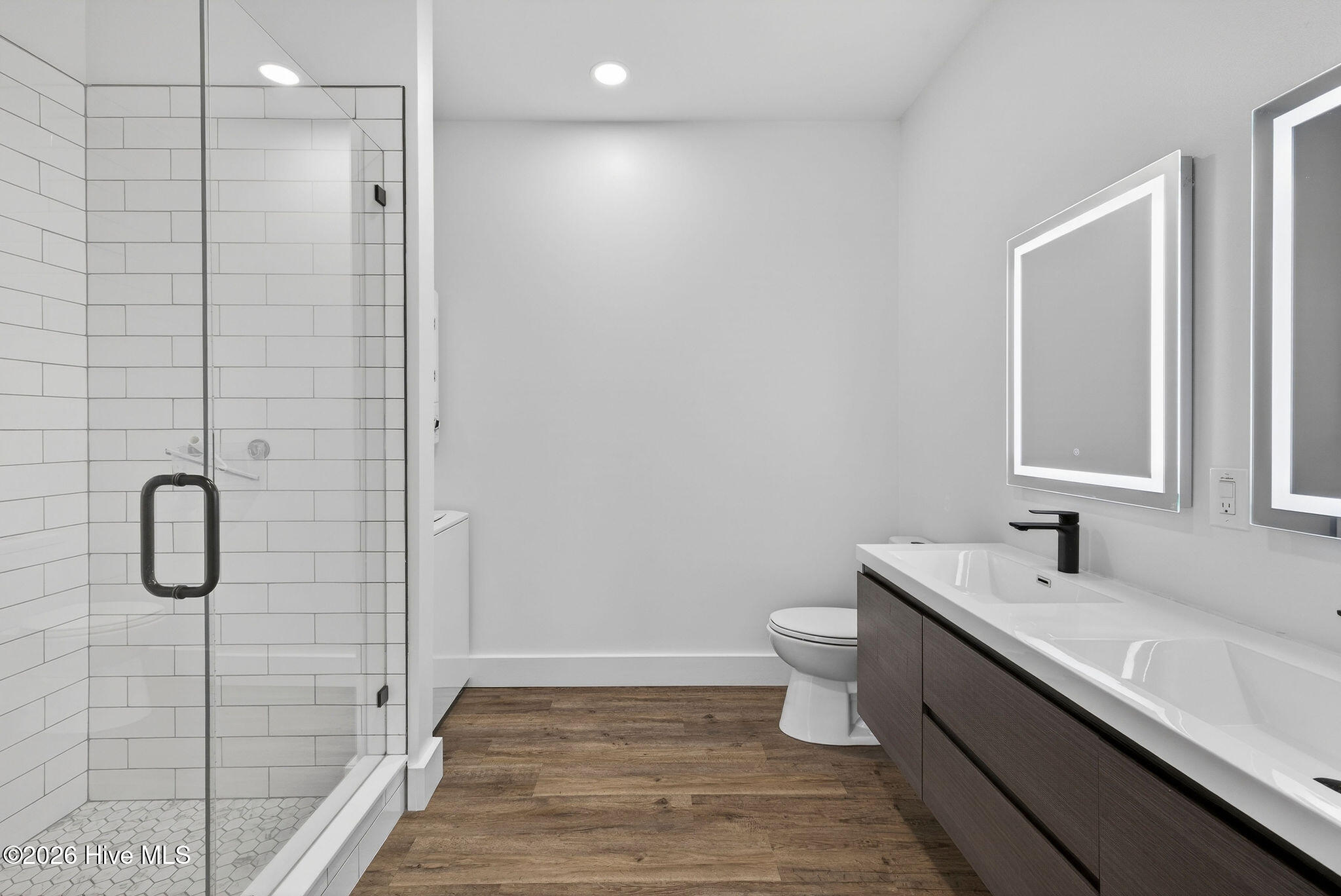 100563624 | Photo 20