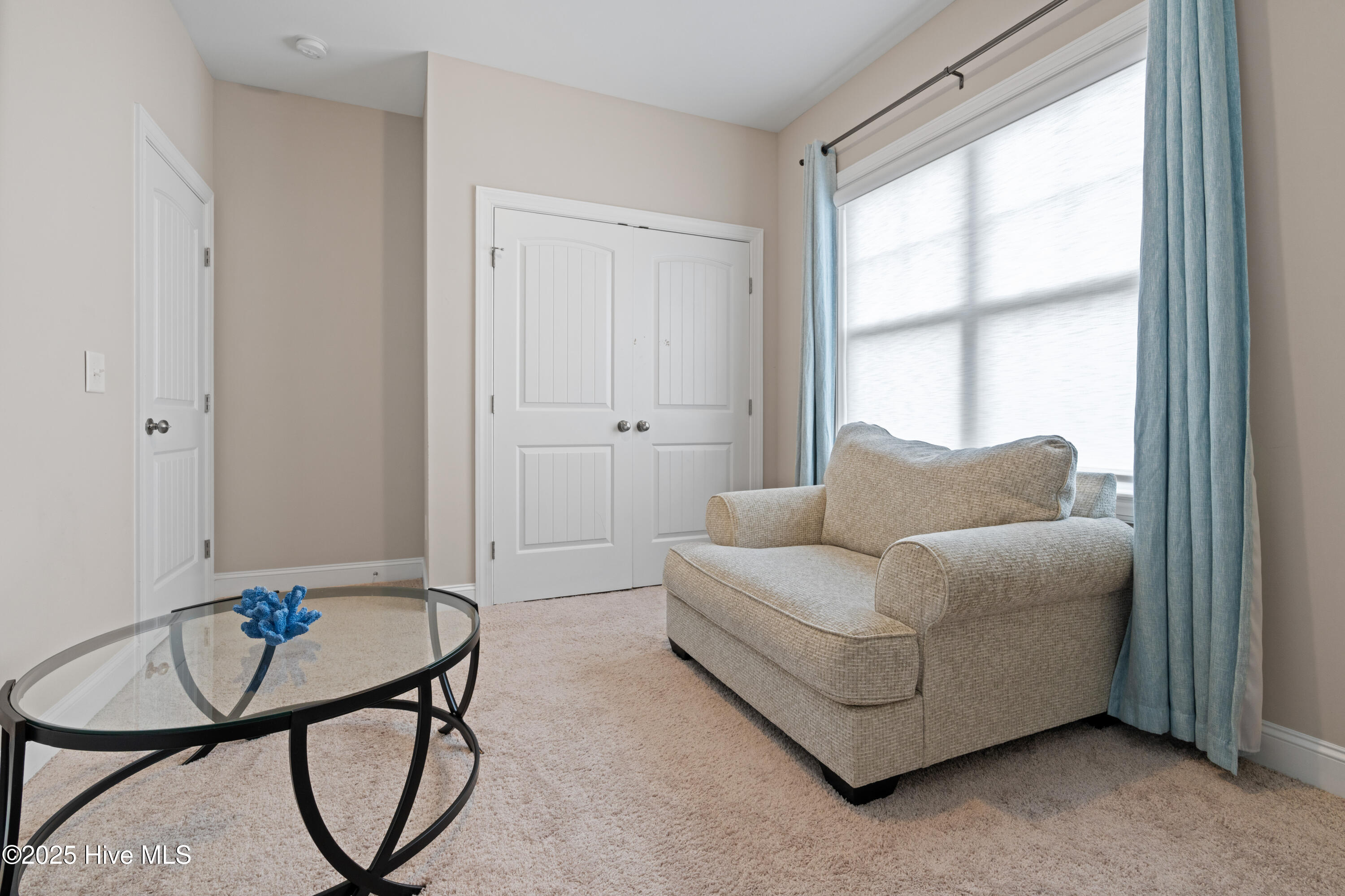 100518721 | Photo 31