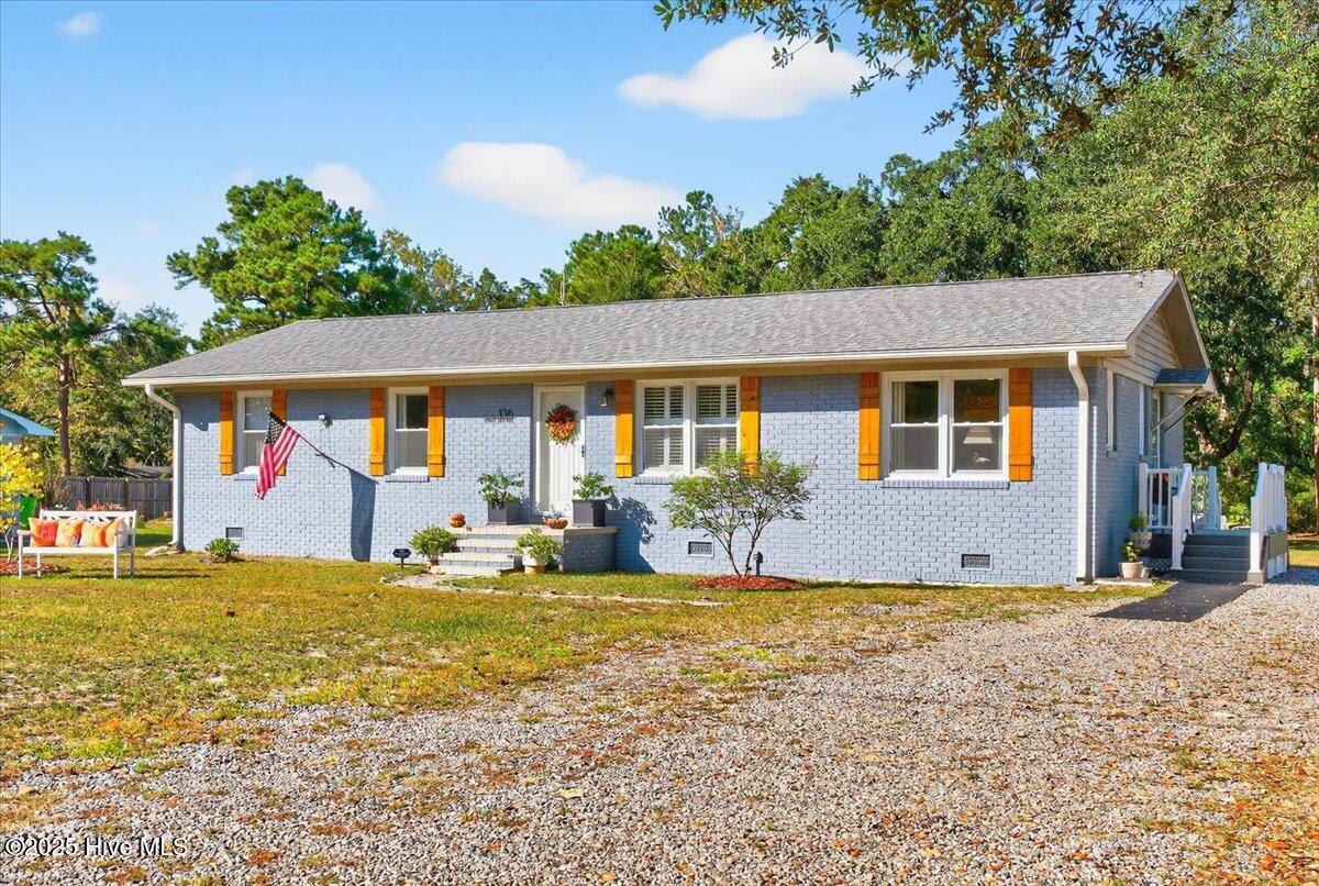 100532606 | Photo 36