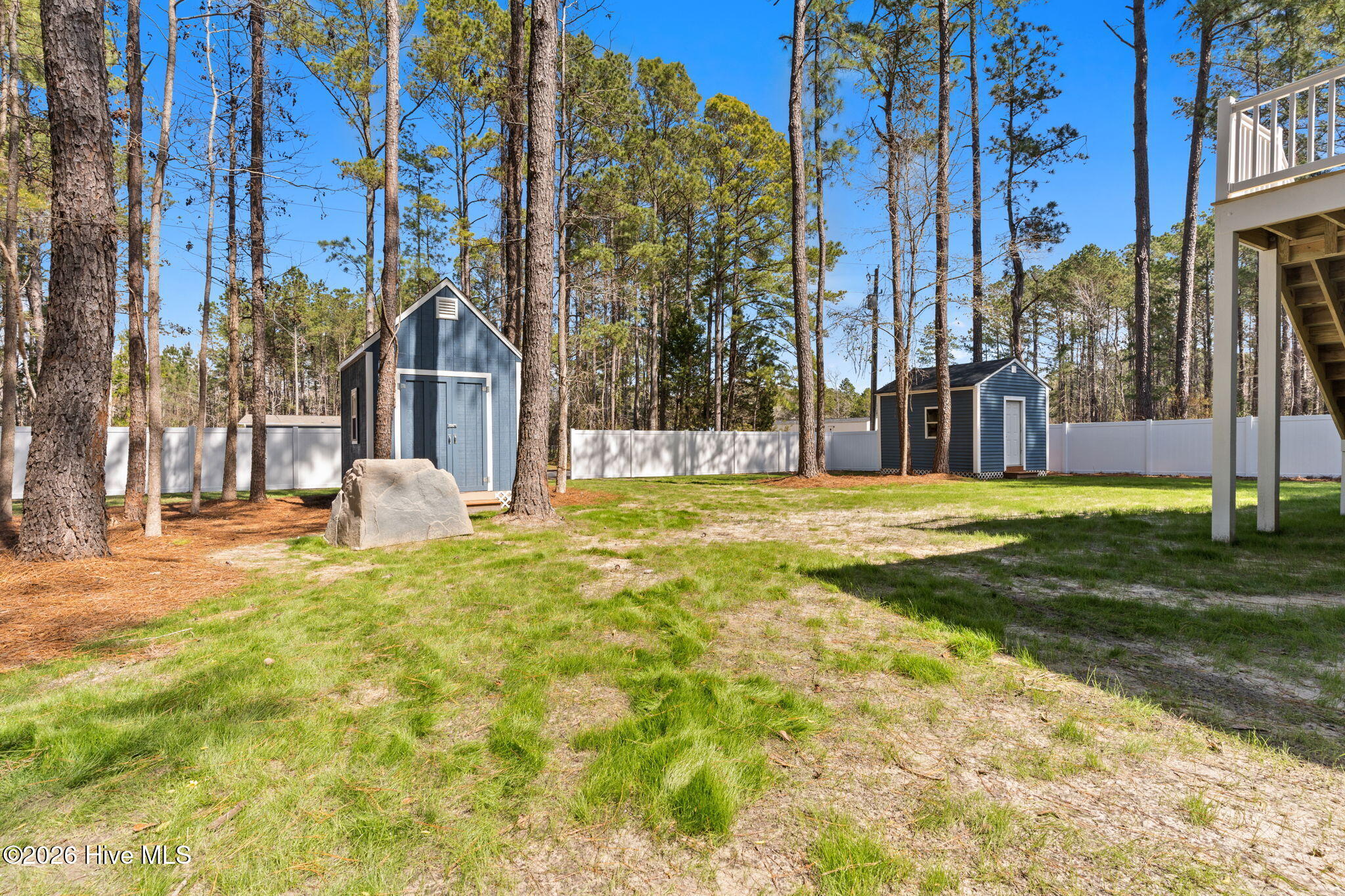 100552938 | Photo 51