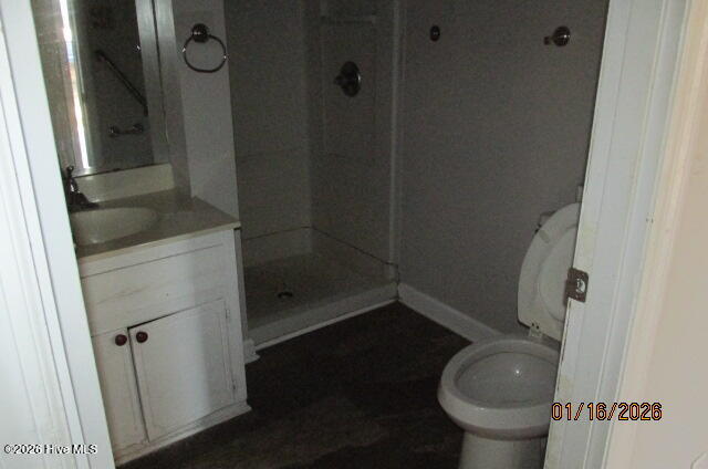 100548976 | Photo 12