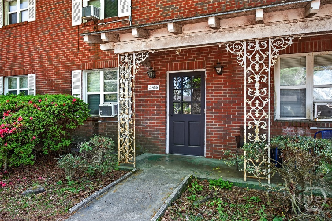 4906 Bull Street, Savannah, GA, 31405