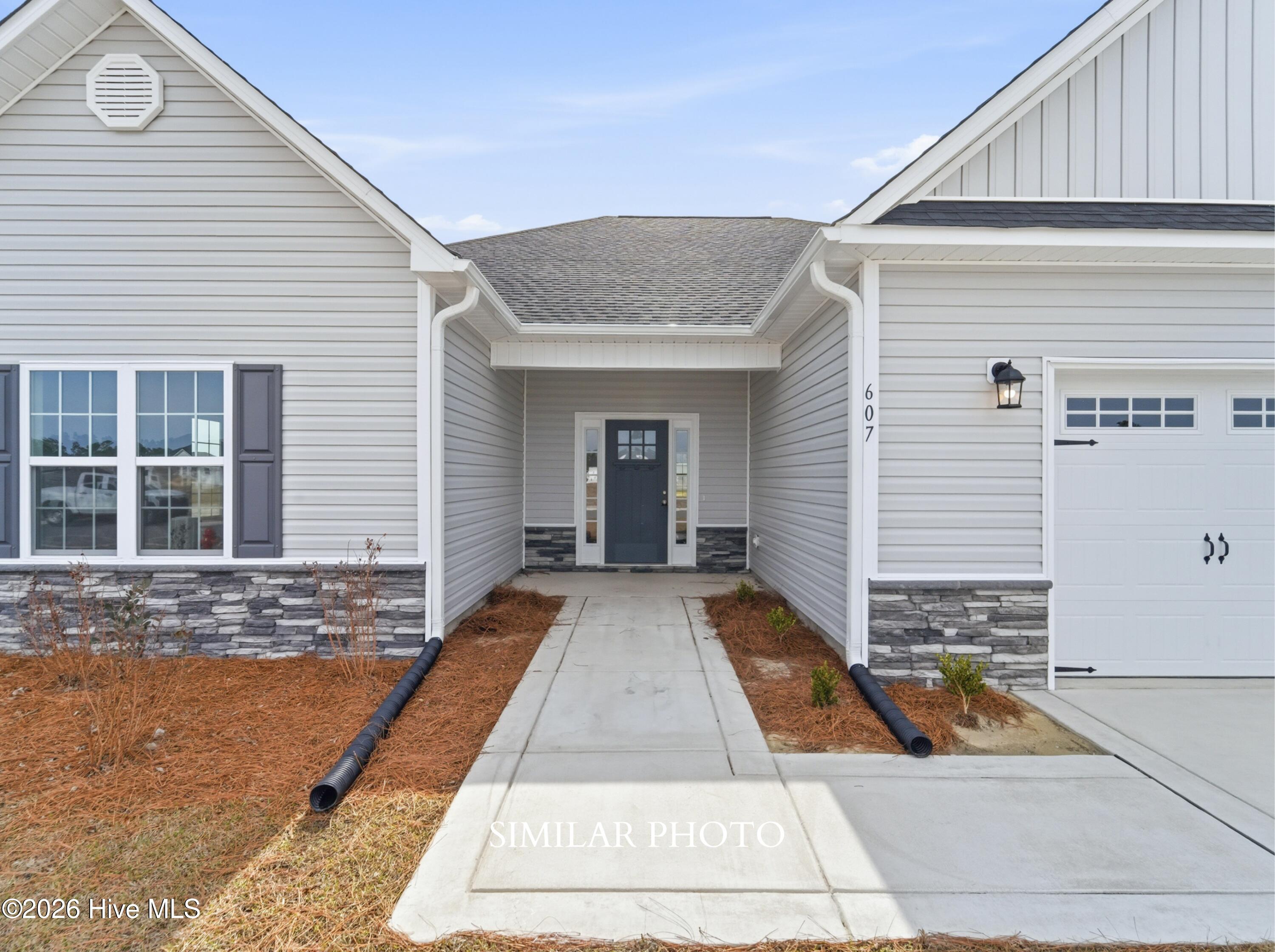 Photo 1 of Single family home for sale at 602 Barlowe Ln, Jacksonville, NC 28546 | MLS# 100612629 | Listing updated on 2026-10-26