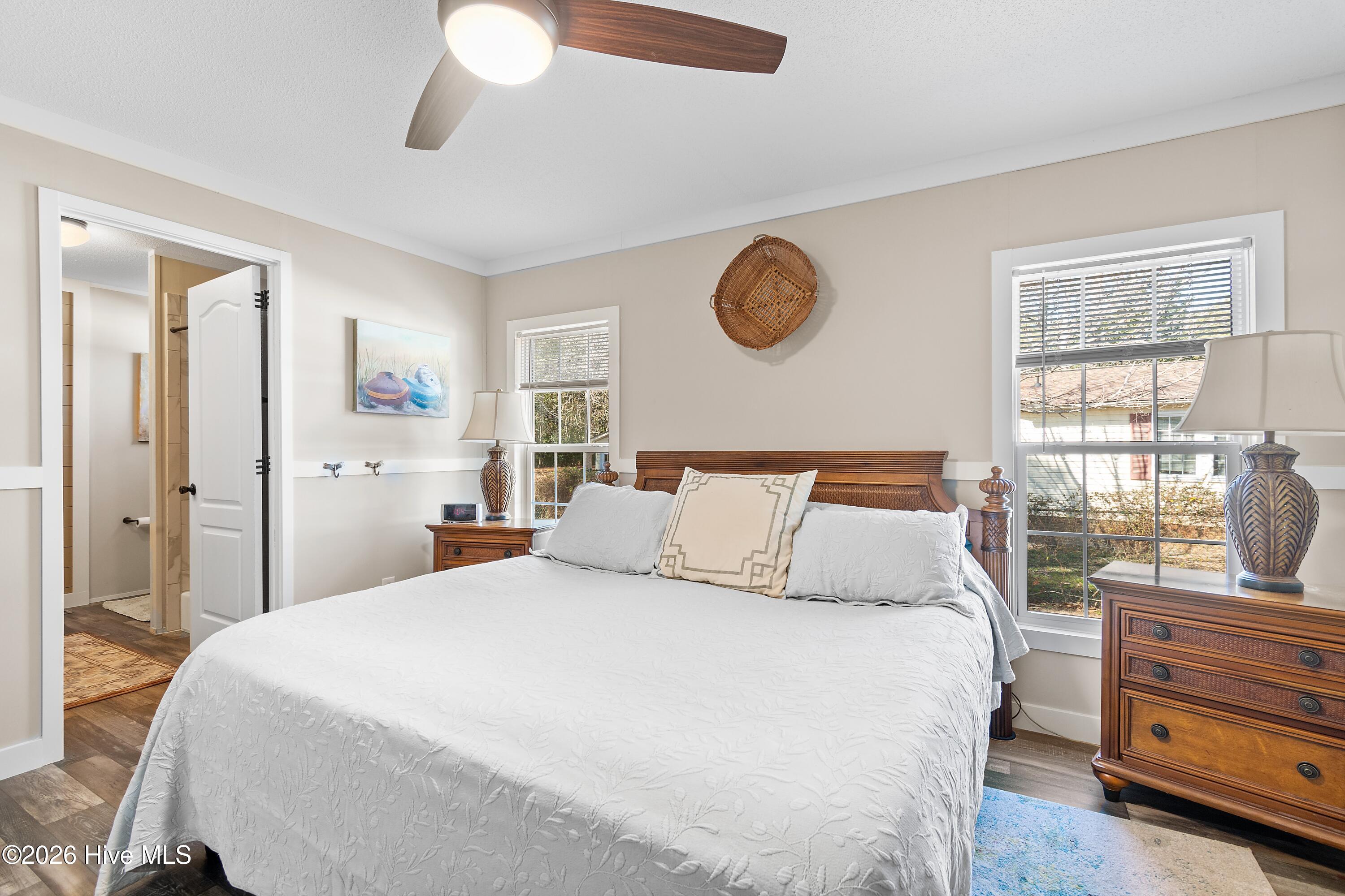 100554917 | Photo 18