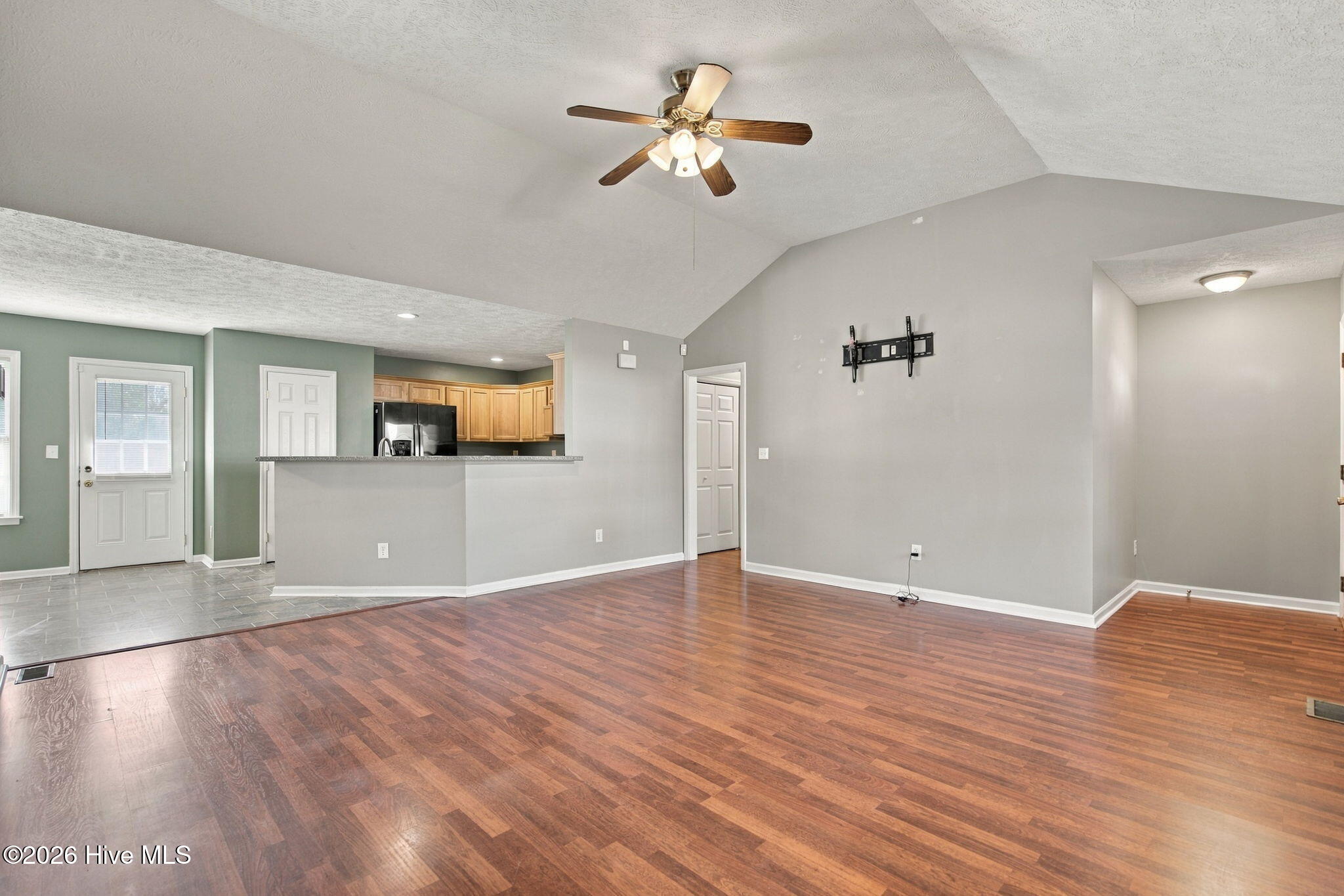 Photo 3 of Single family home for sale at 3100 Ervins Pl Dr, Castle Hayne, NC 28429 | MLS# 100608977 | Listing updated on 2026-10-08