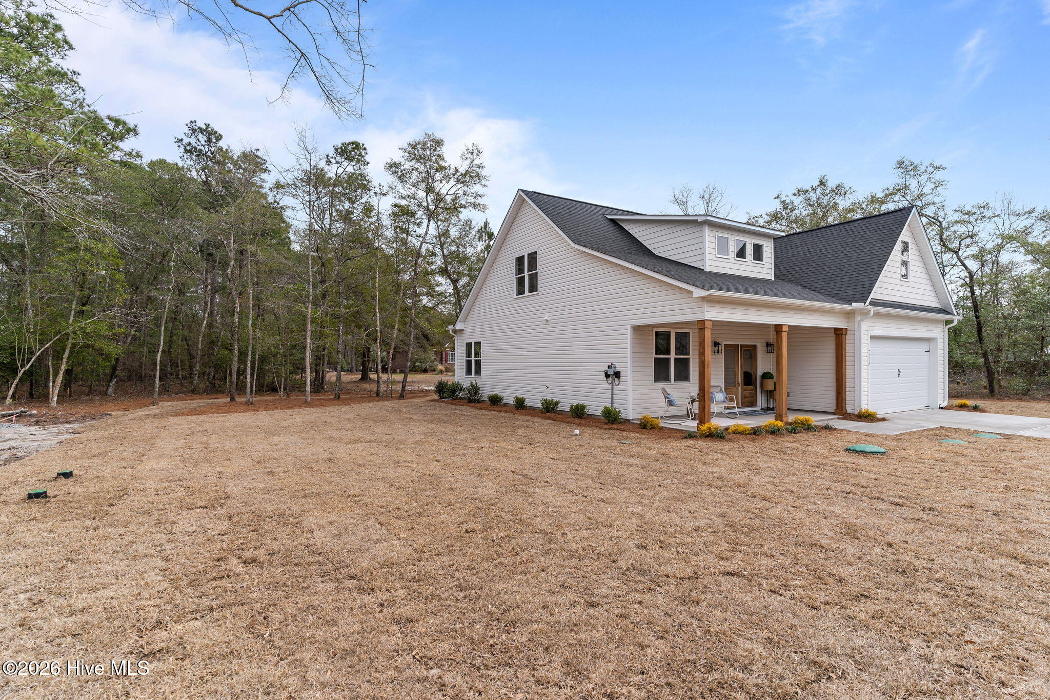 100558259 | Photo 45