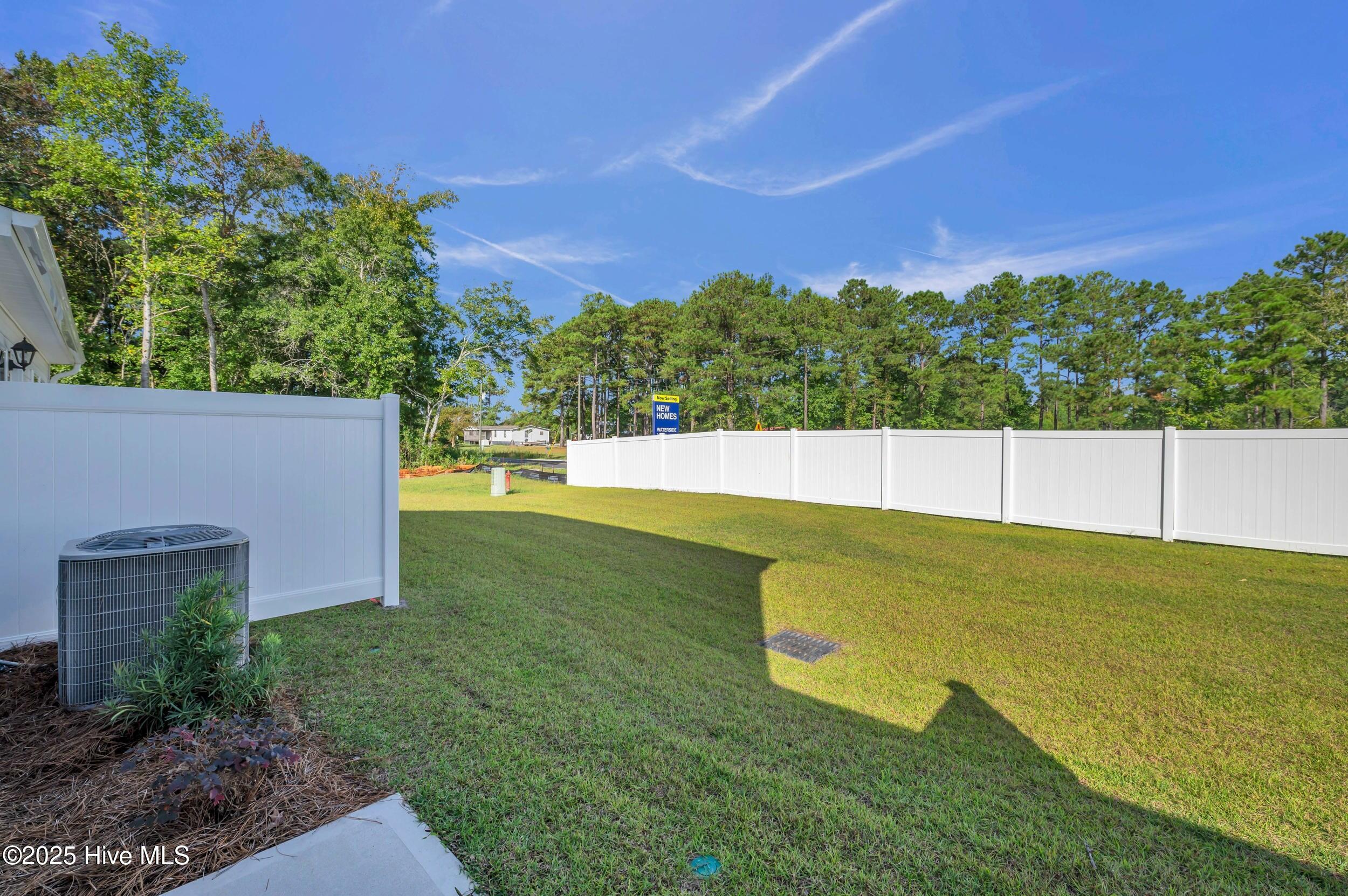 100539430 | Photo 30