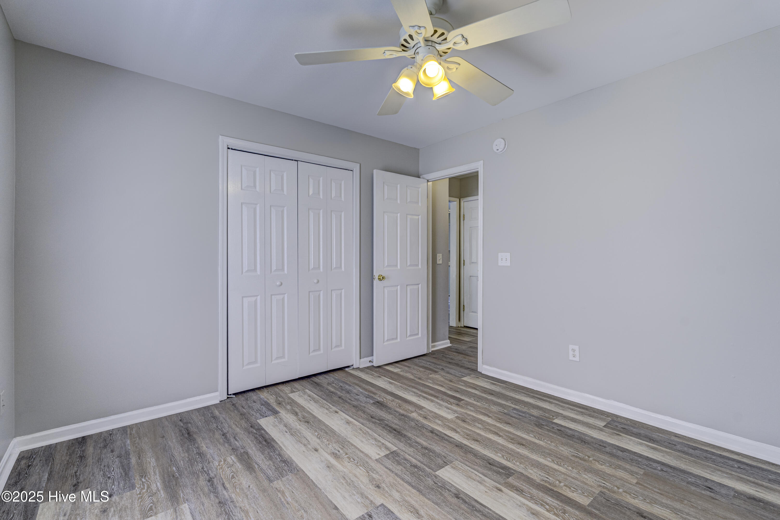 100531286 | Photo 26