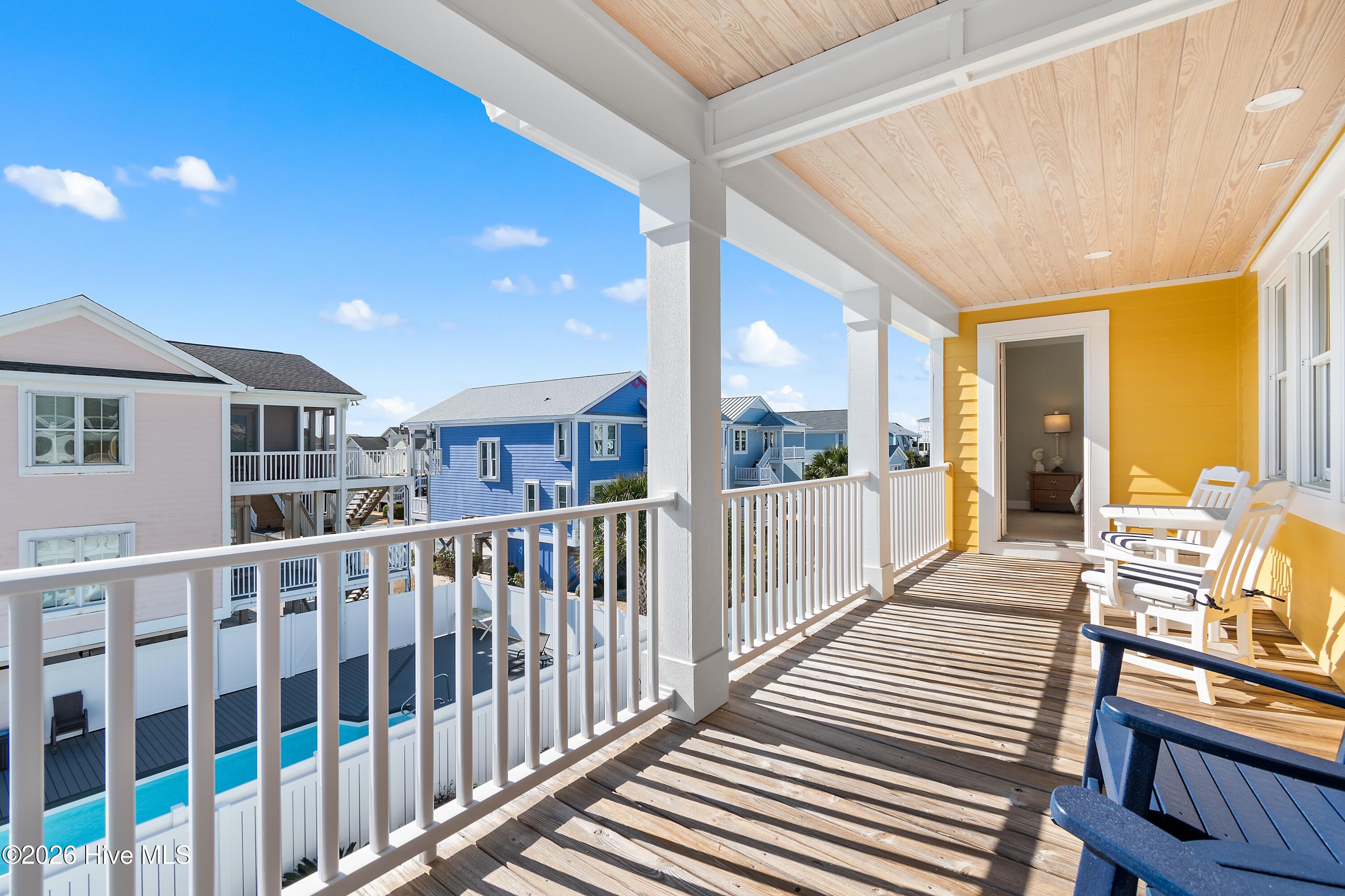 100551150 | Photo 51