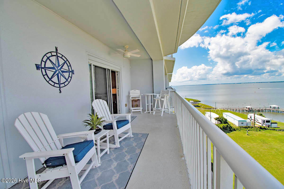 Sound Side Porch