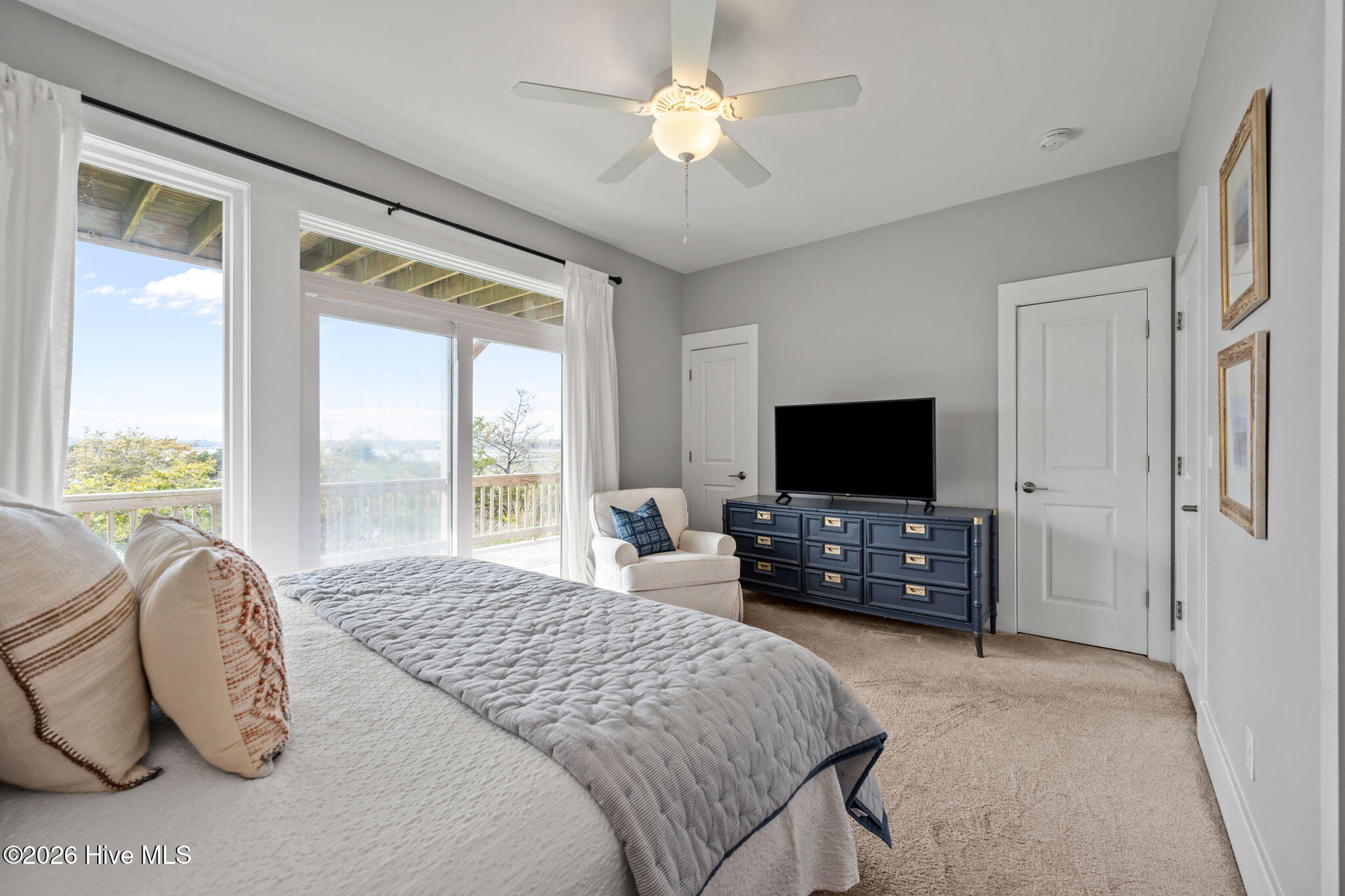 331 Oceanaire Lane, Surf City, NC, 28445