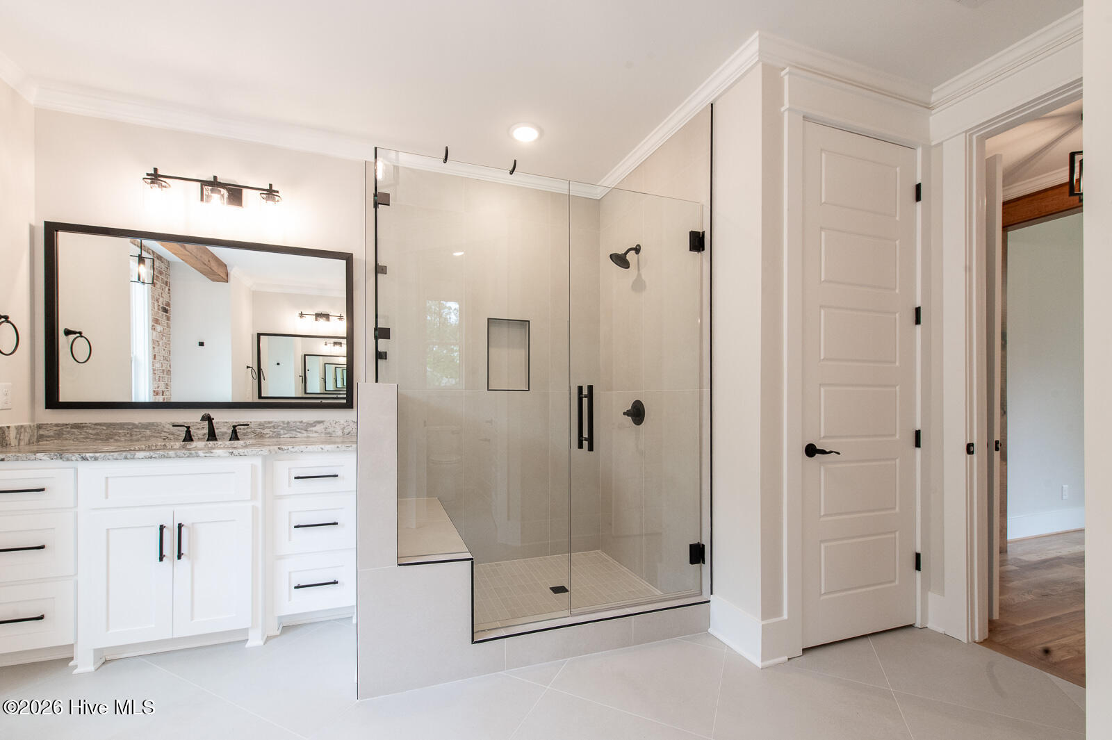Spacious Shower!