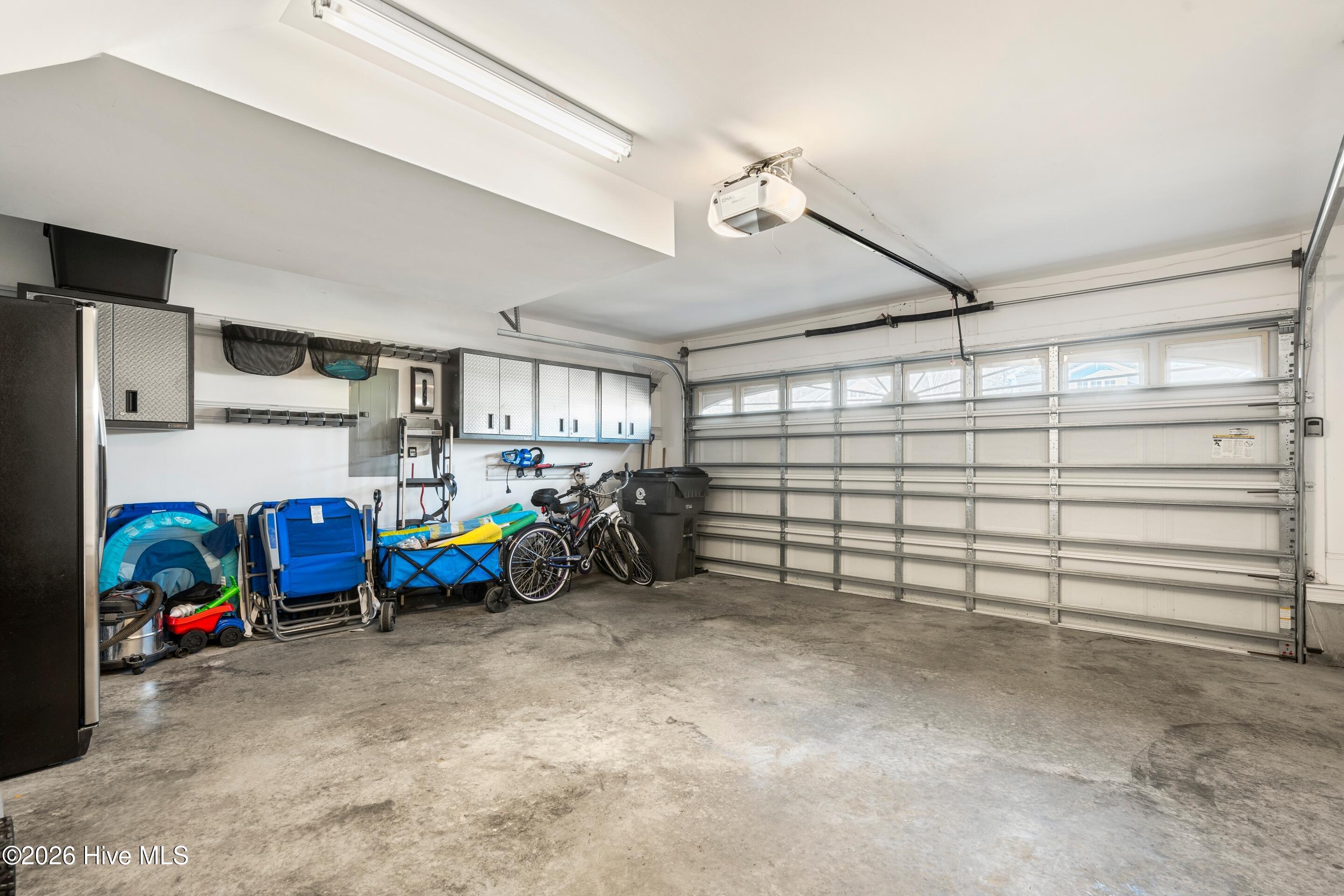 100550560 | Photo 66