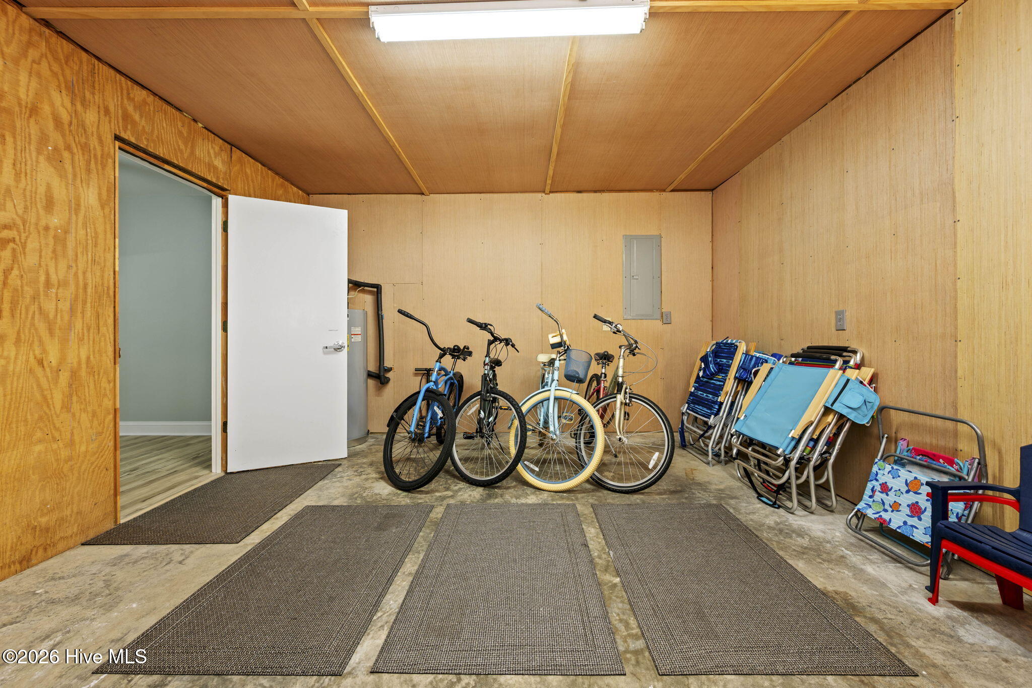 100557272 | Photo 58