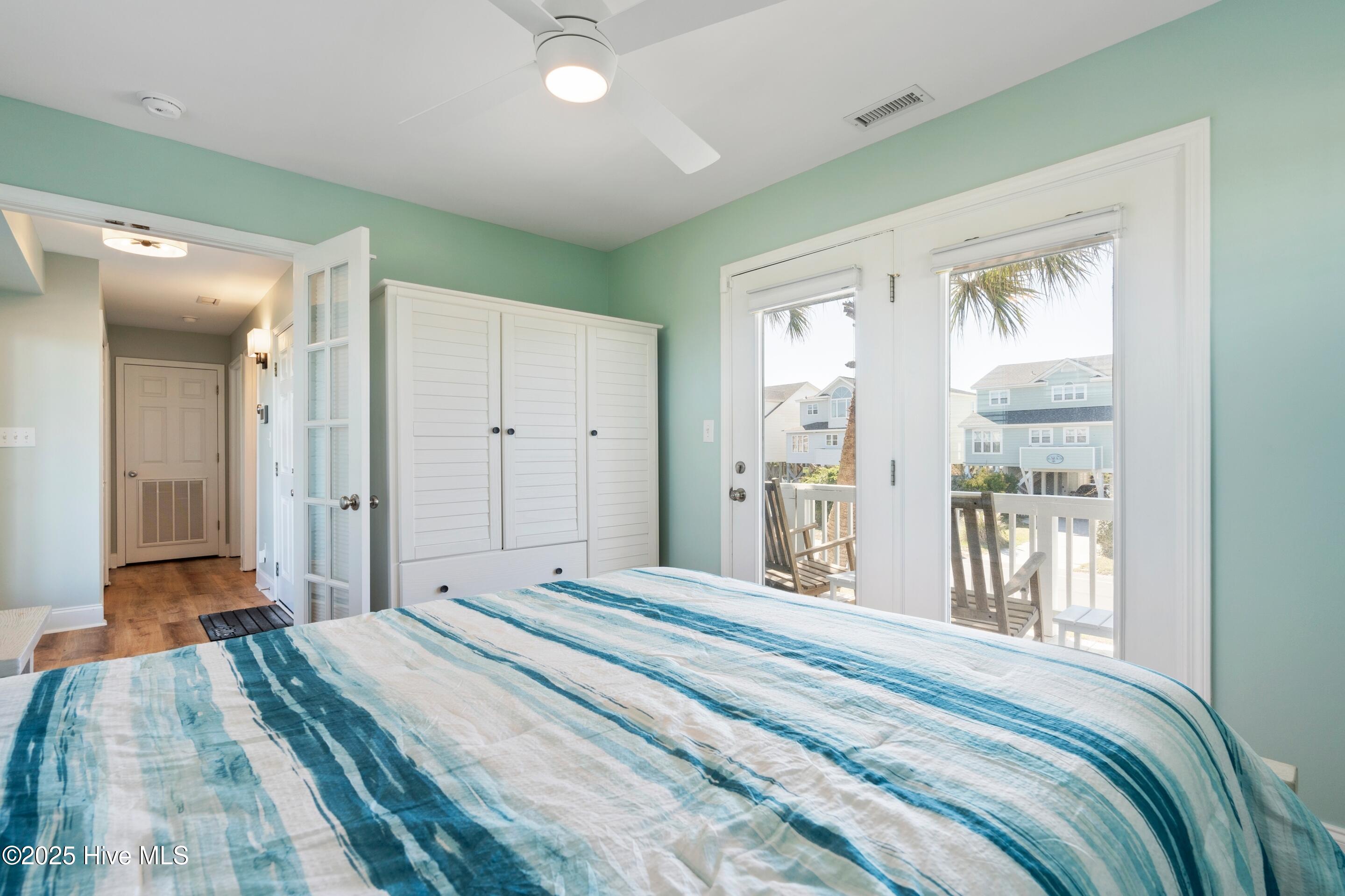 100536770 | Photo 29