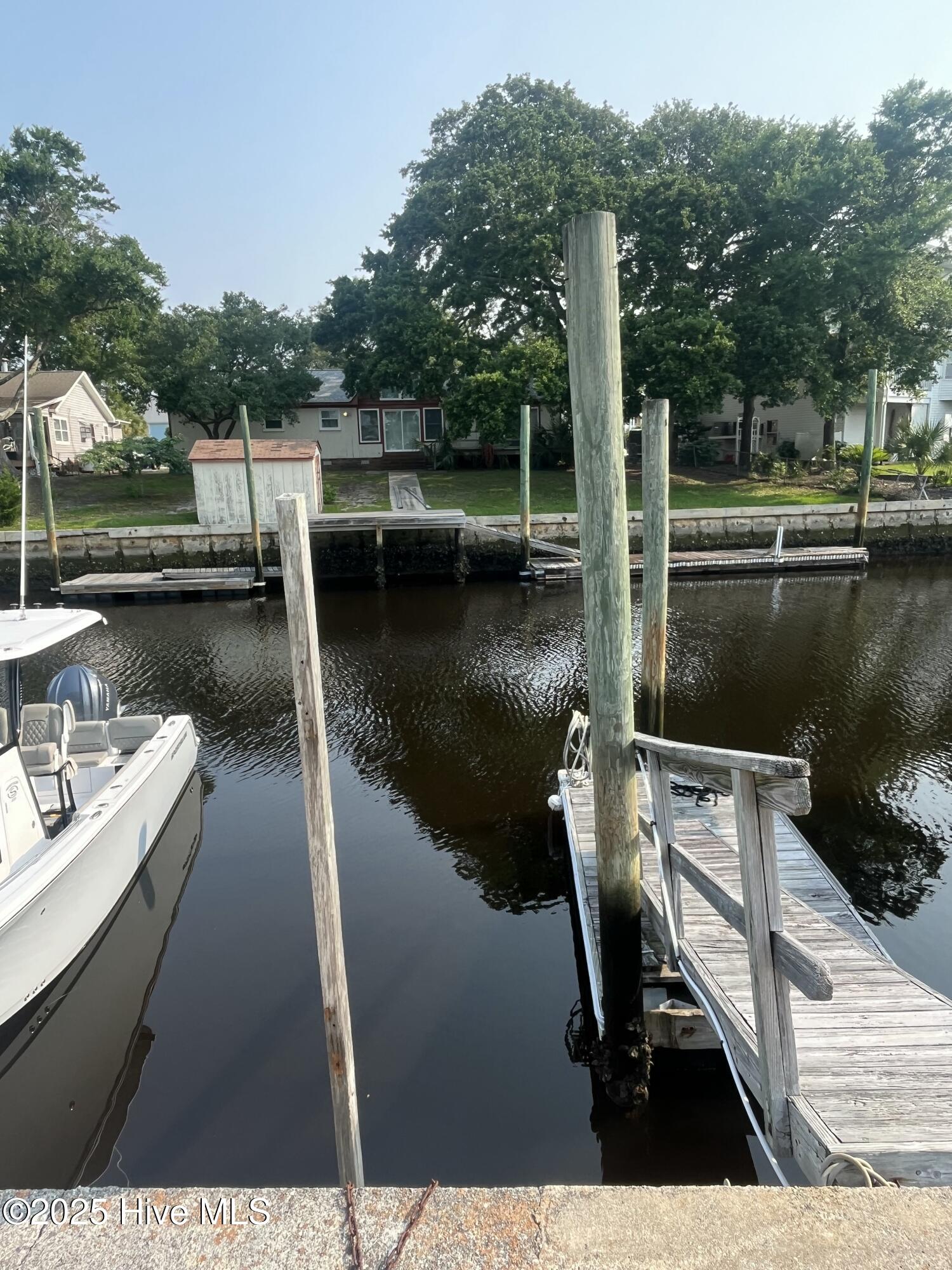 100552244 | Photo 10