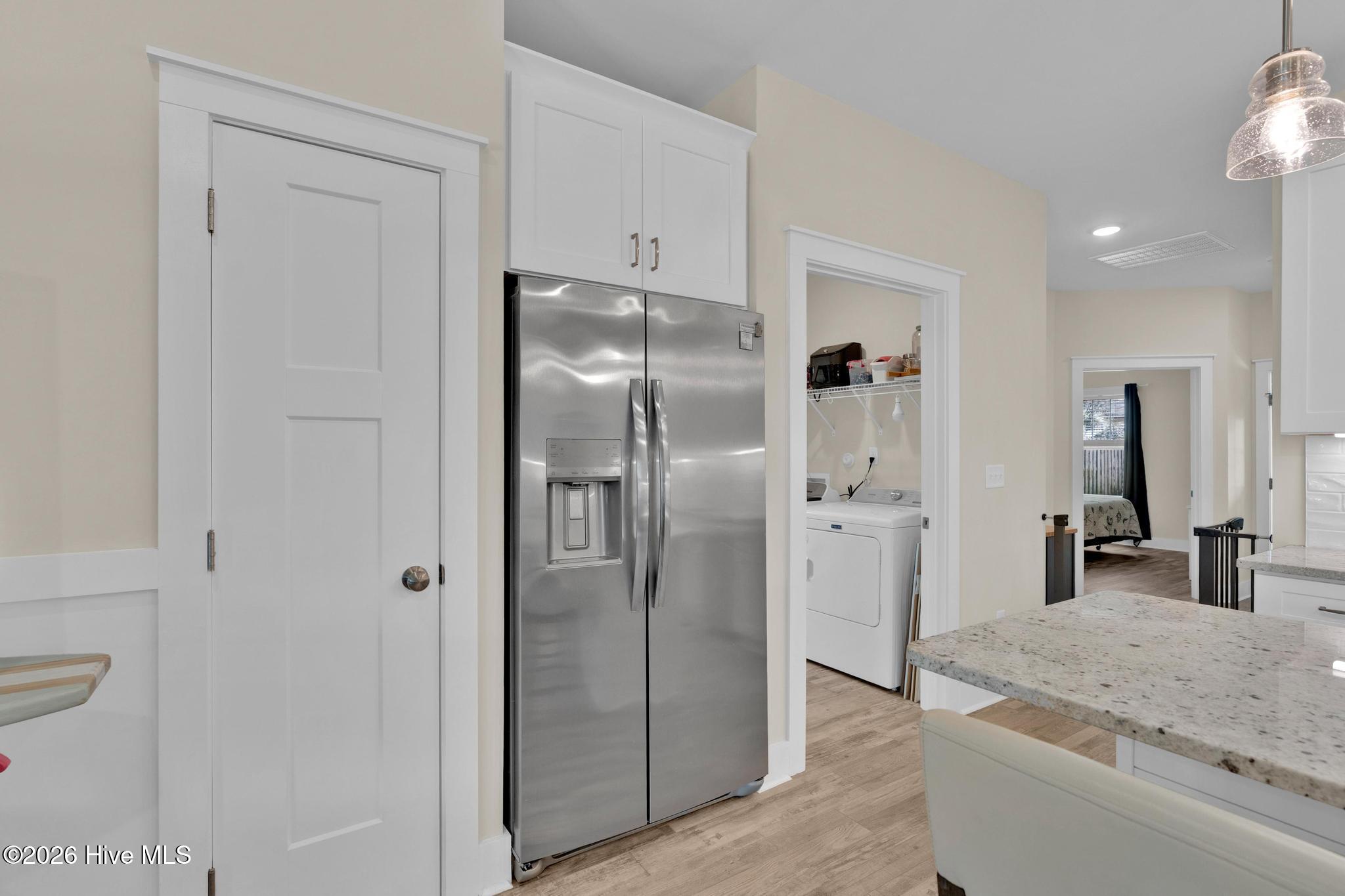 100564168 | Photo 10