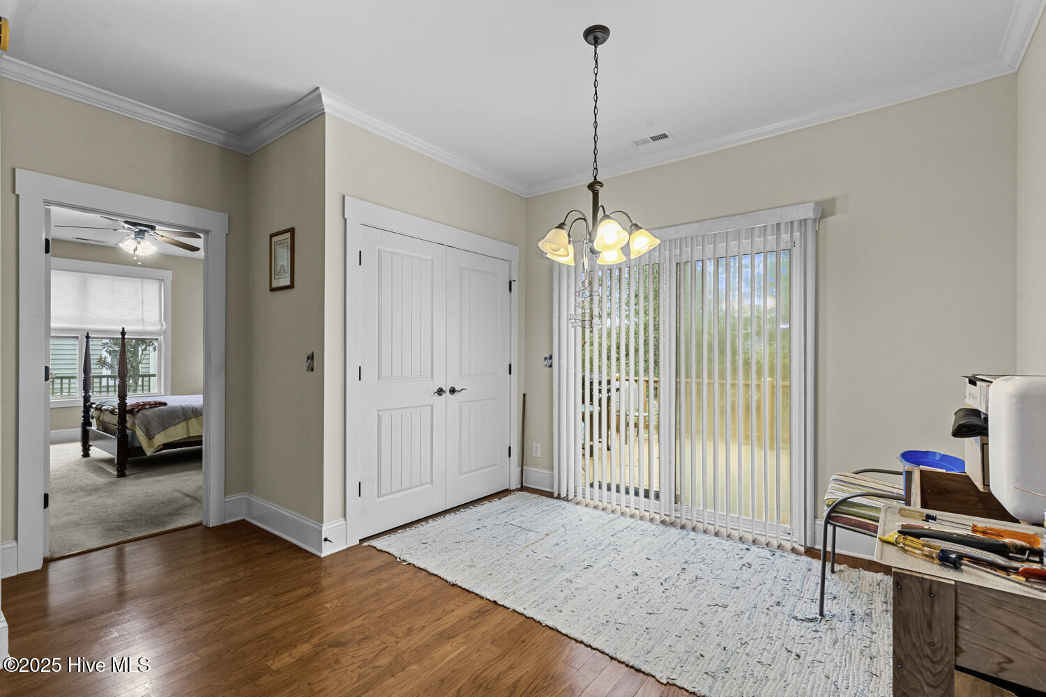 100536692 | Photo 15