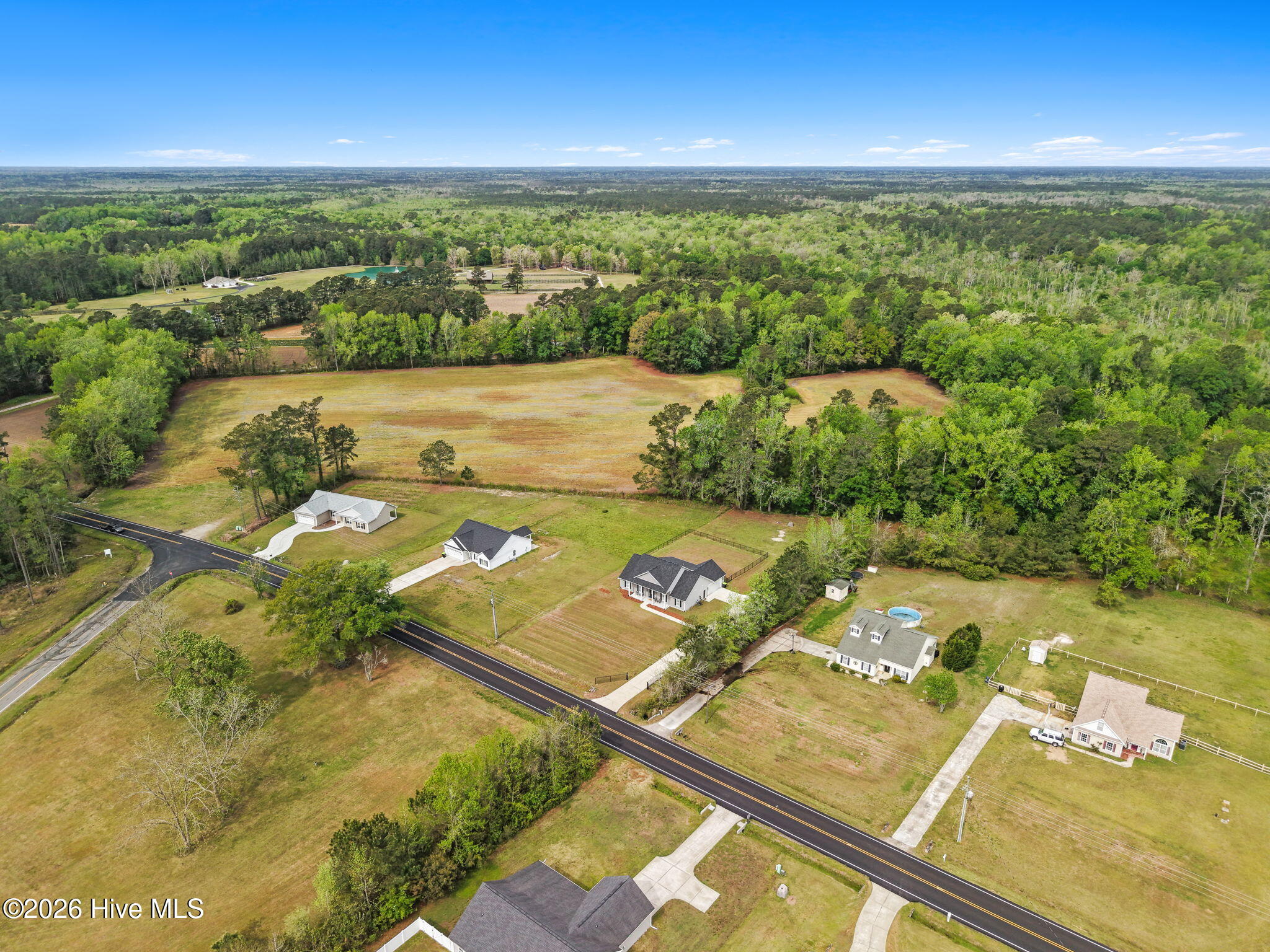 100565582 | Photo 45