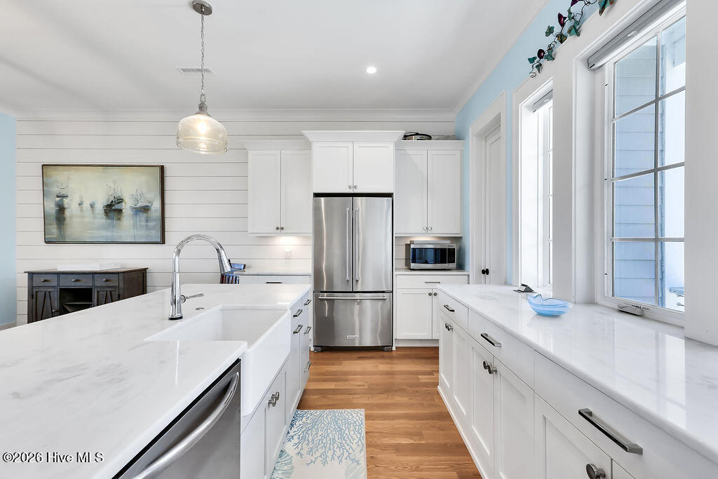 100564956 | Photo 12