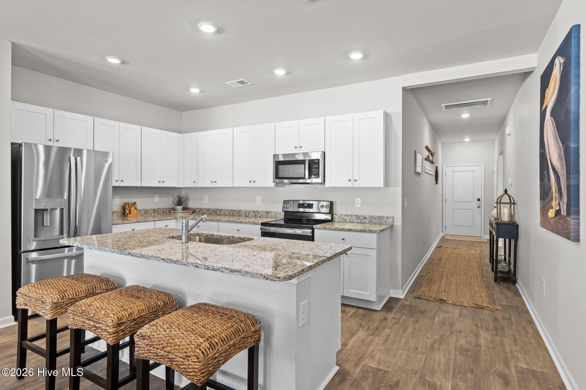 100553701 | Photo 14