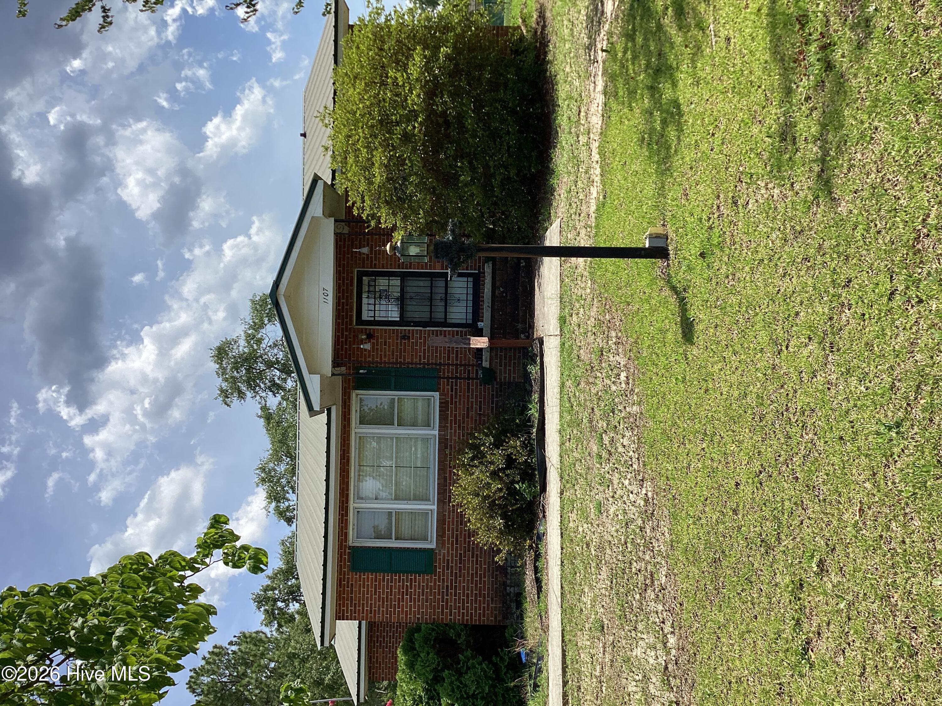 Homes for sale in Hamlet, NC | 1107 Oak Ave, Hamlet, NC 28345 | MLS# 100588202