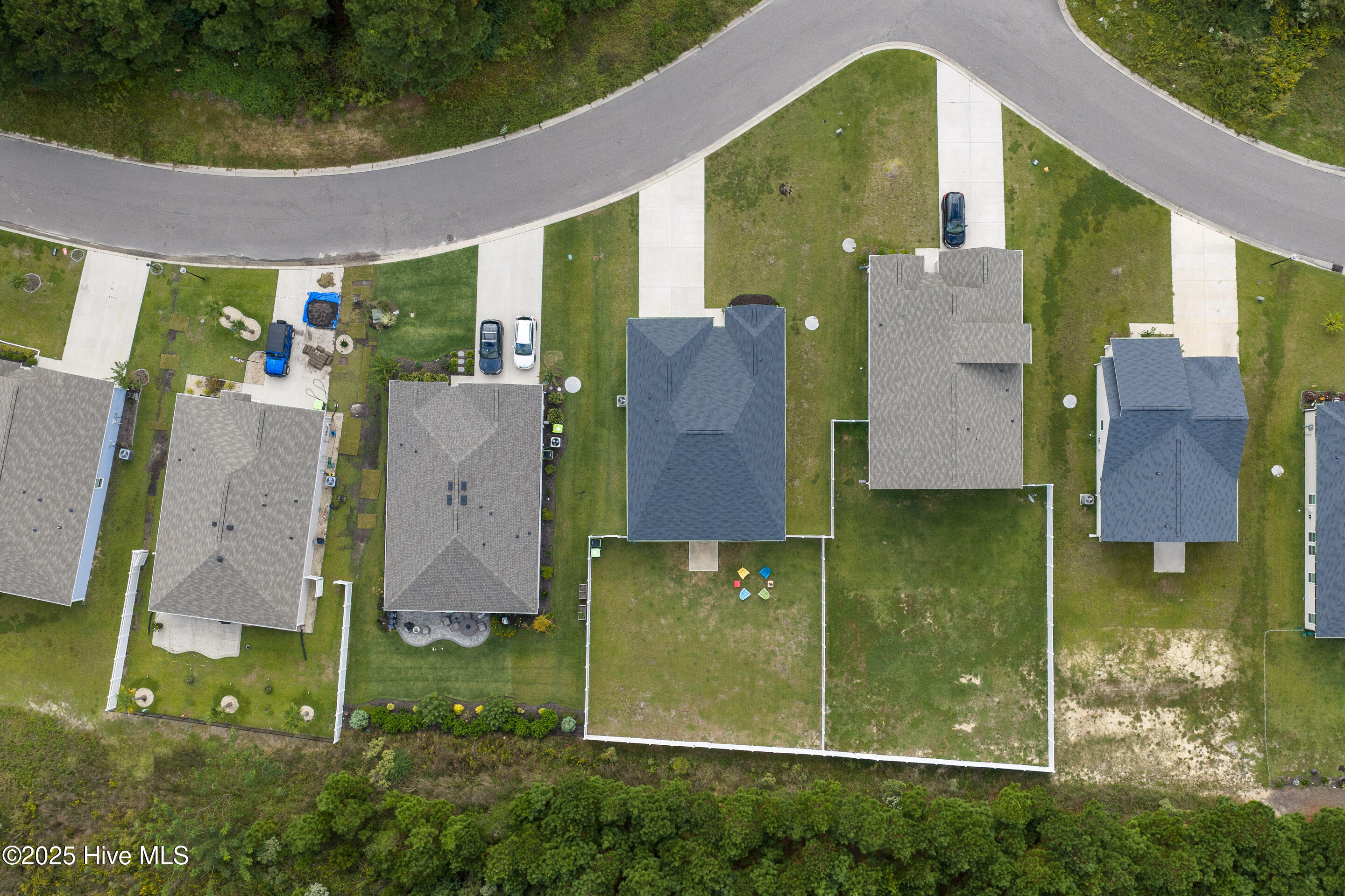 100535535 | Photo 31