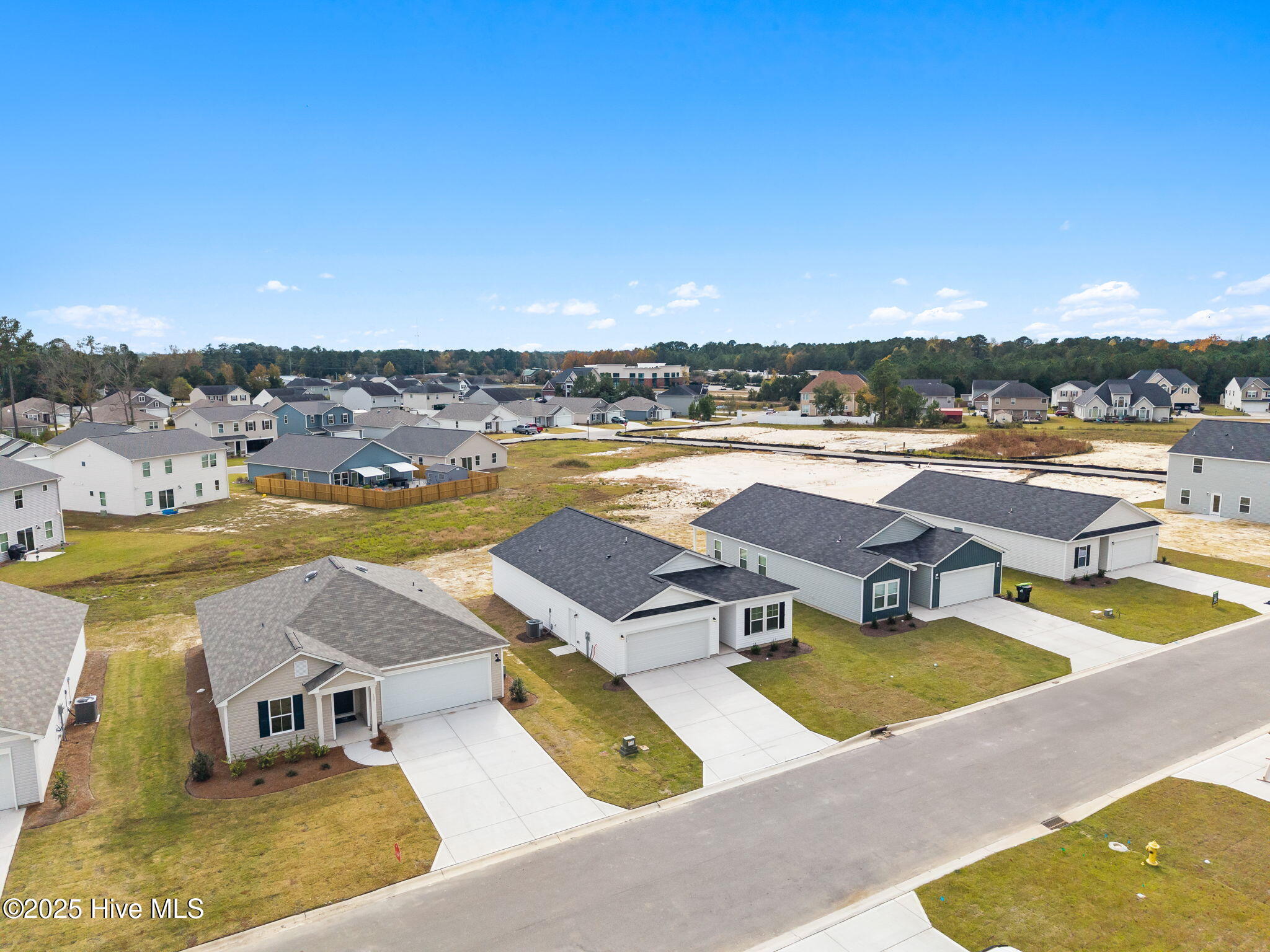 100521922 | Photo 23