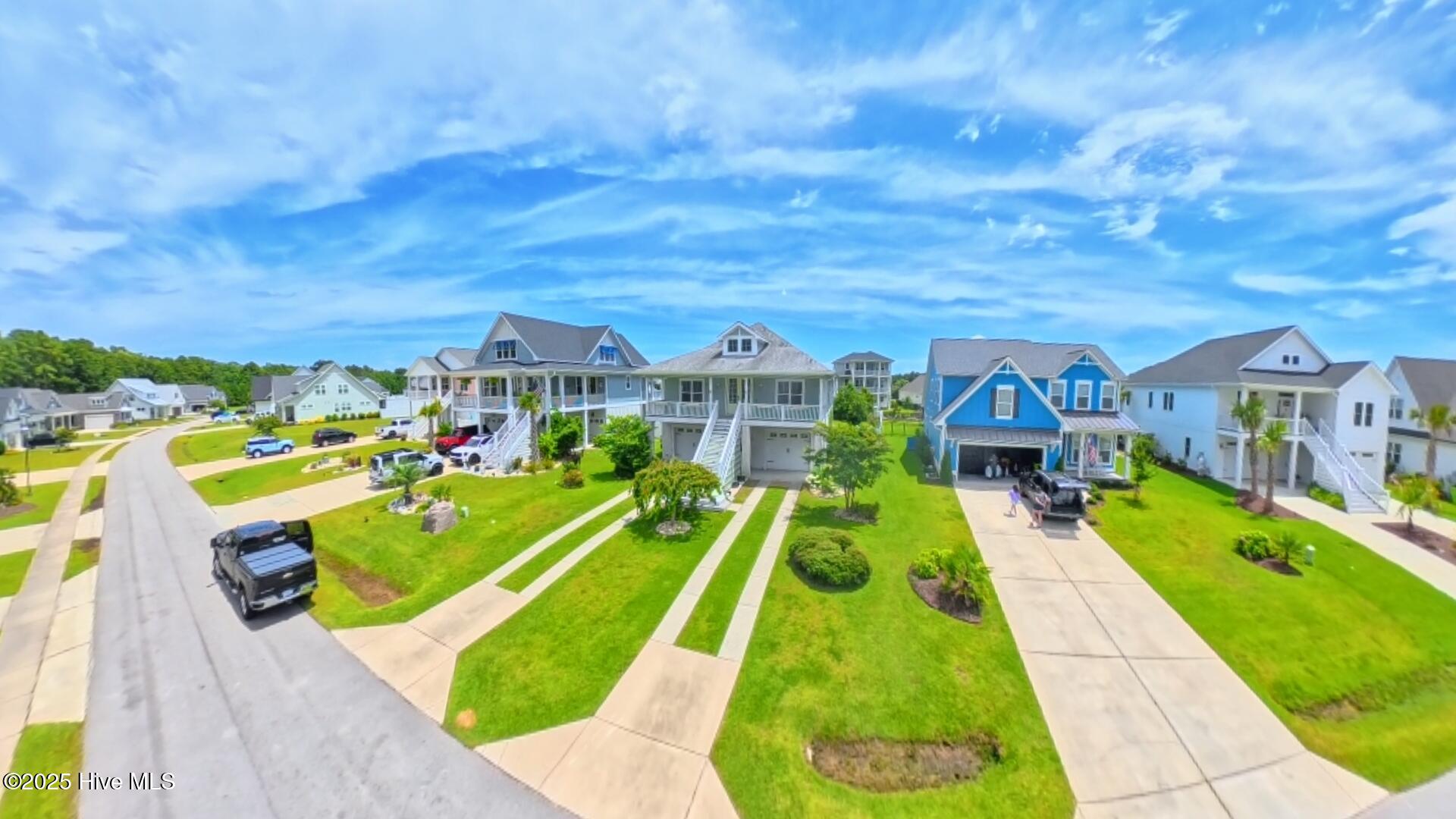 100523770 | Photo 53