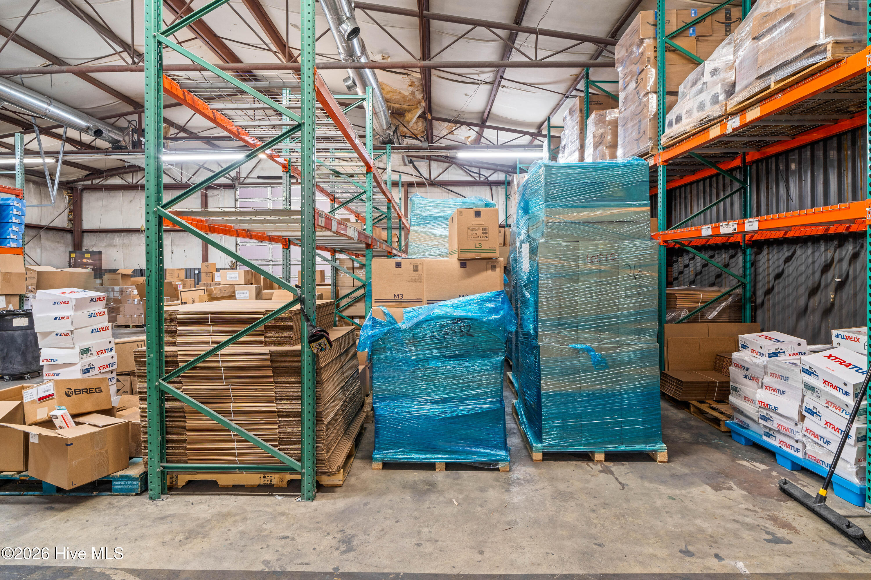 100549965 | Photo 13