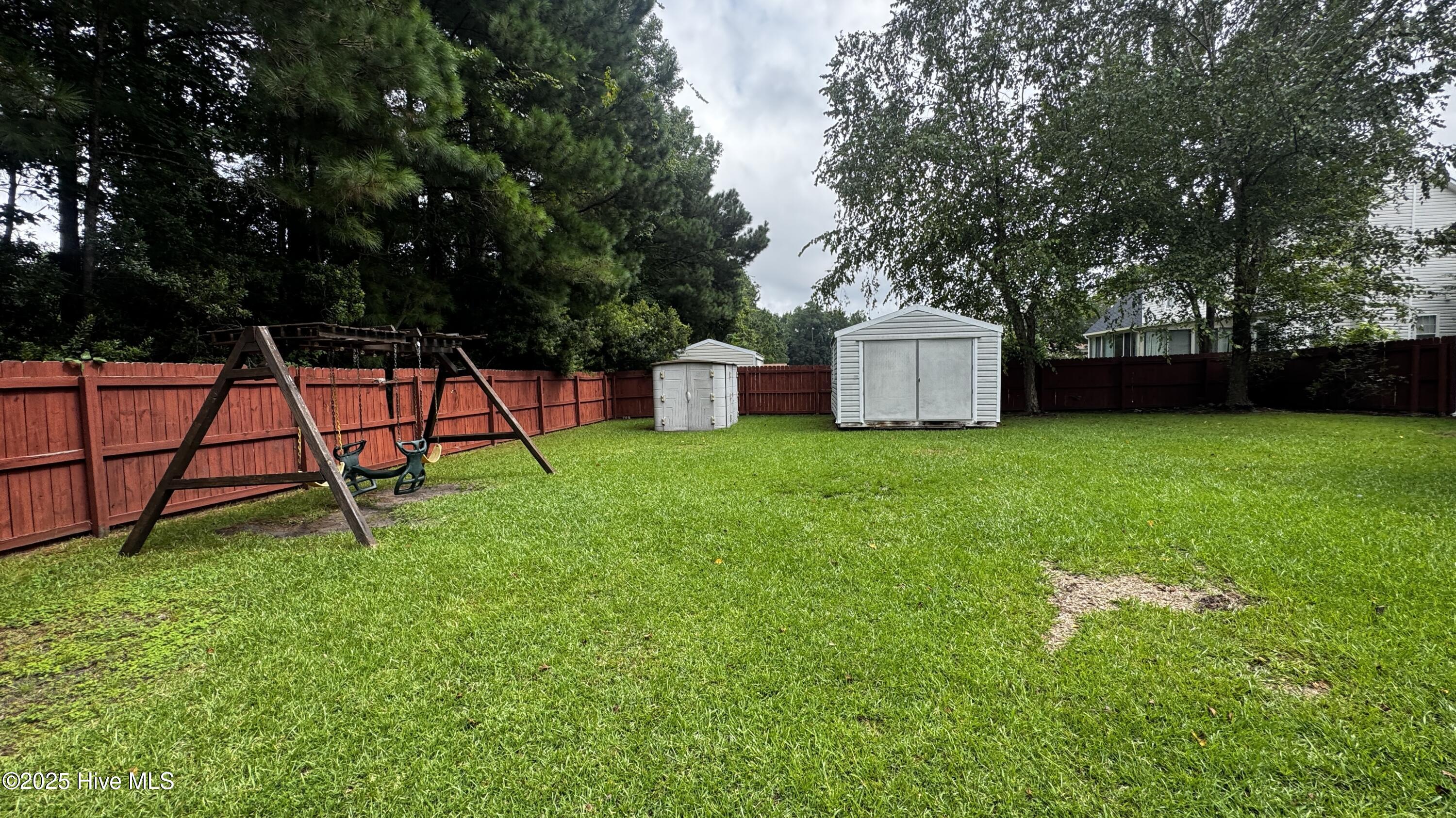 100525819 | Photo 39