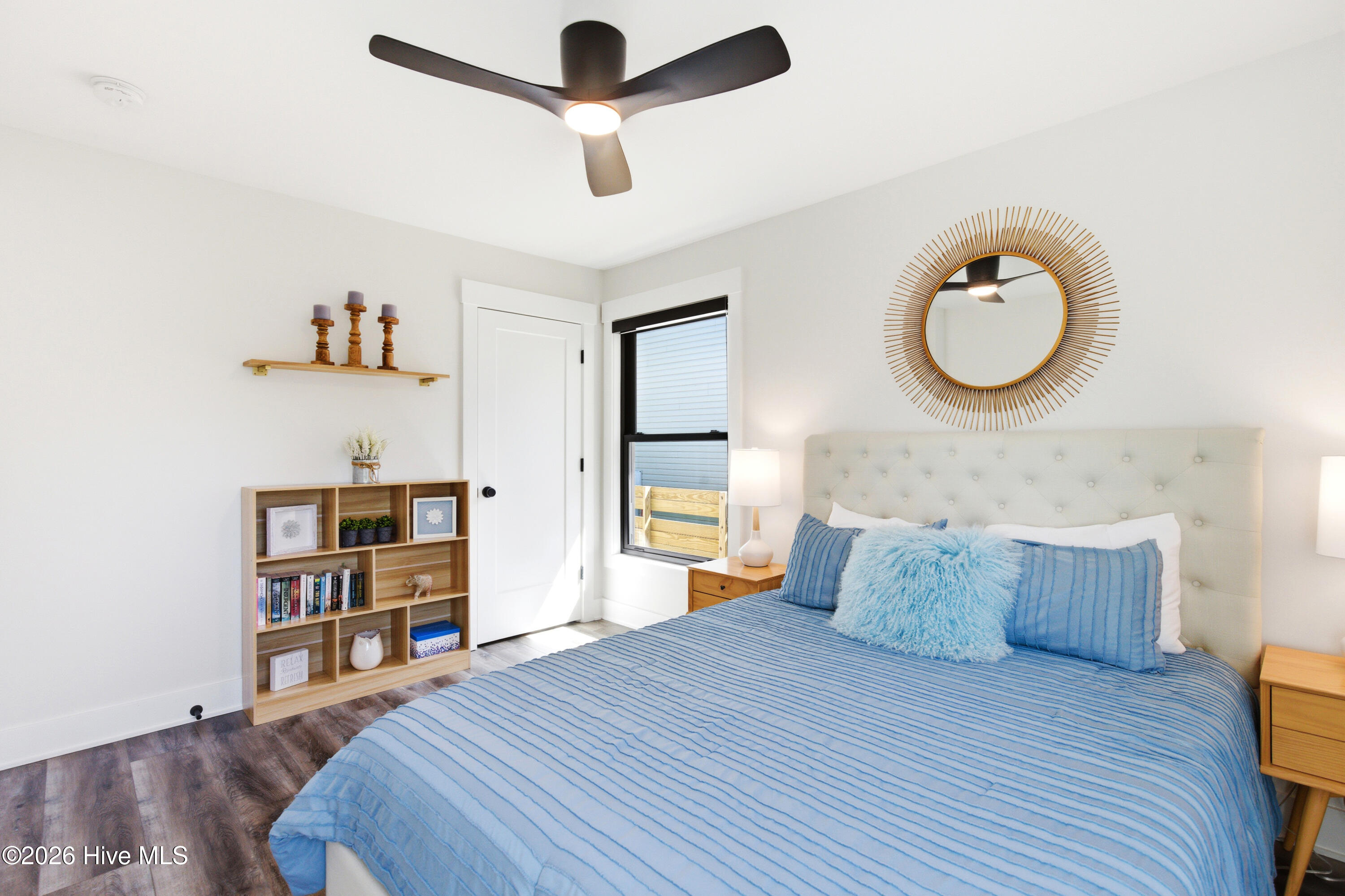 100564276 | Photo 26