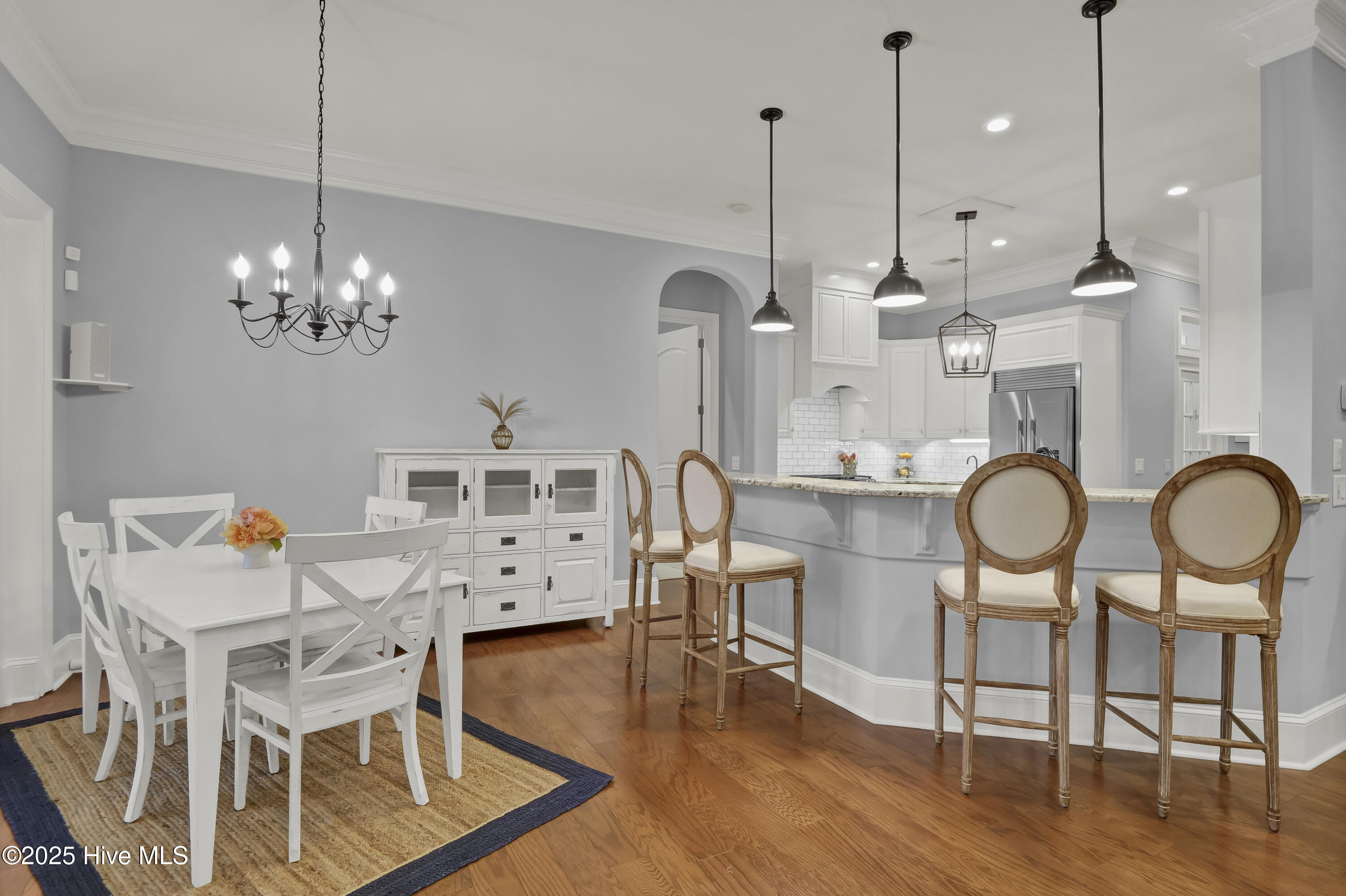 100511674 | Photo 12