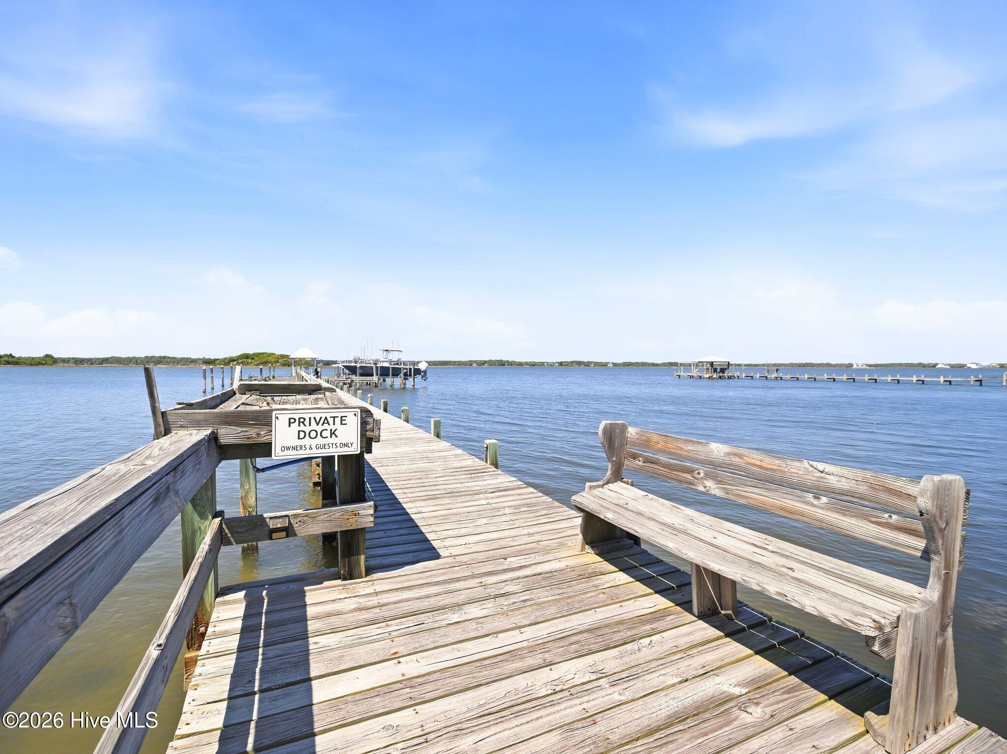 100569349 | Photo 113