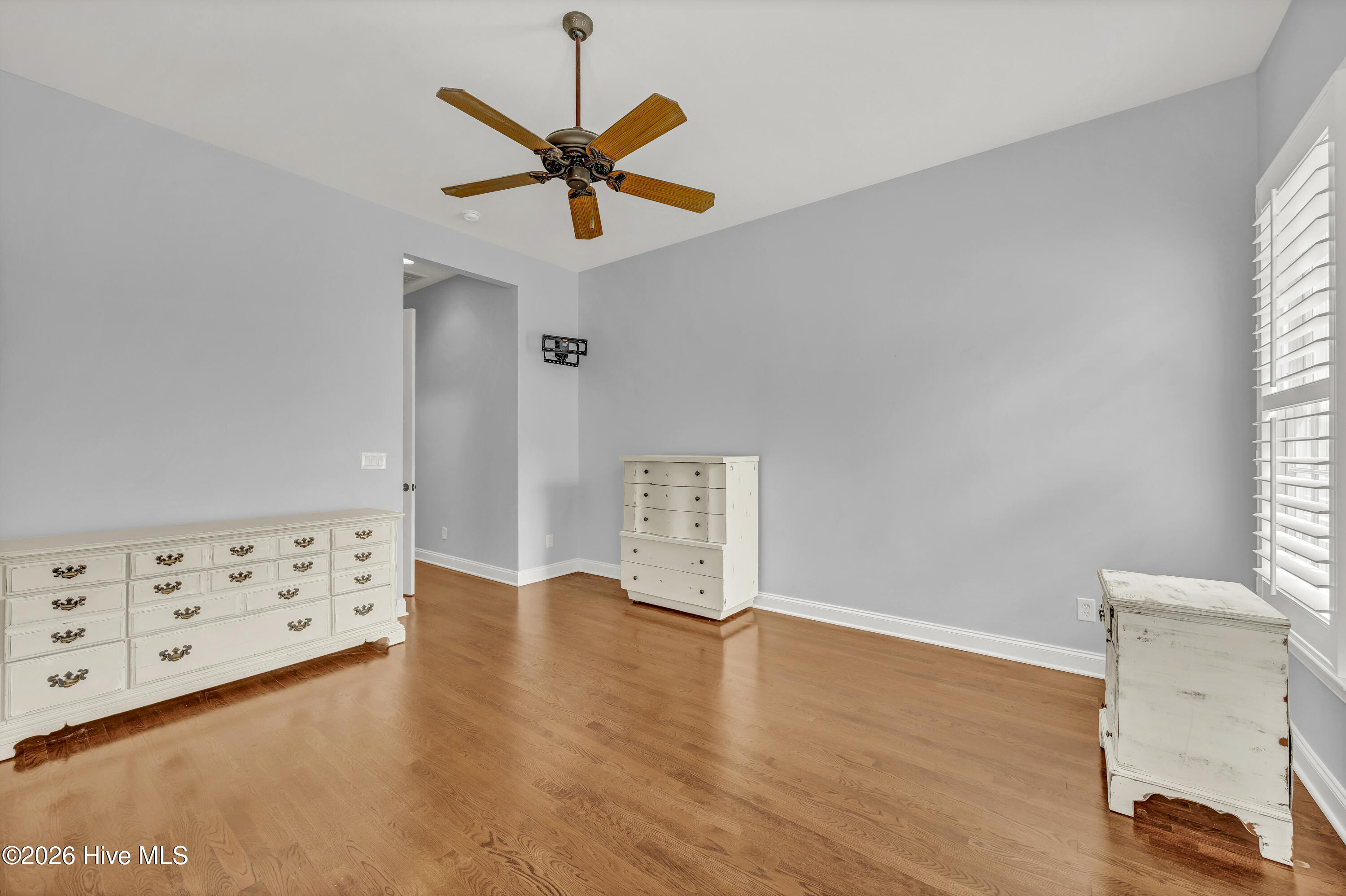 100565766 | Photo 21