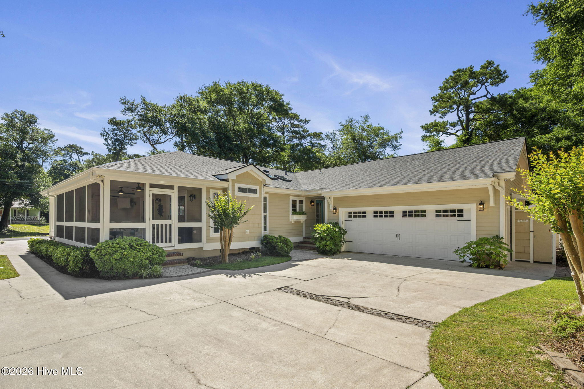 417 Holly Street,Emerald Isle