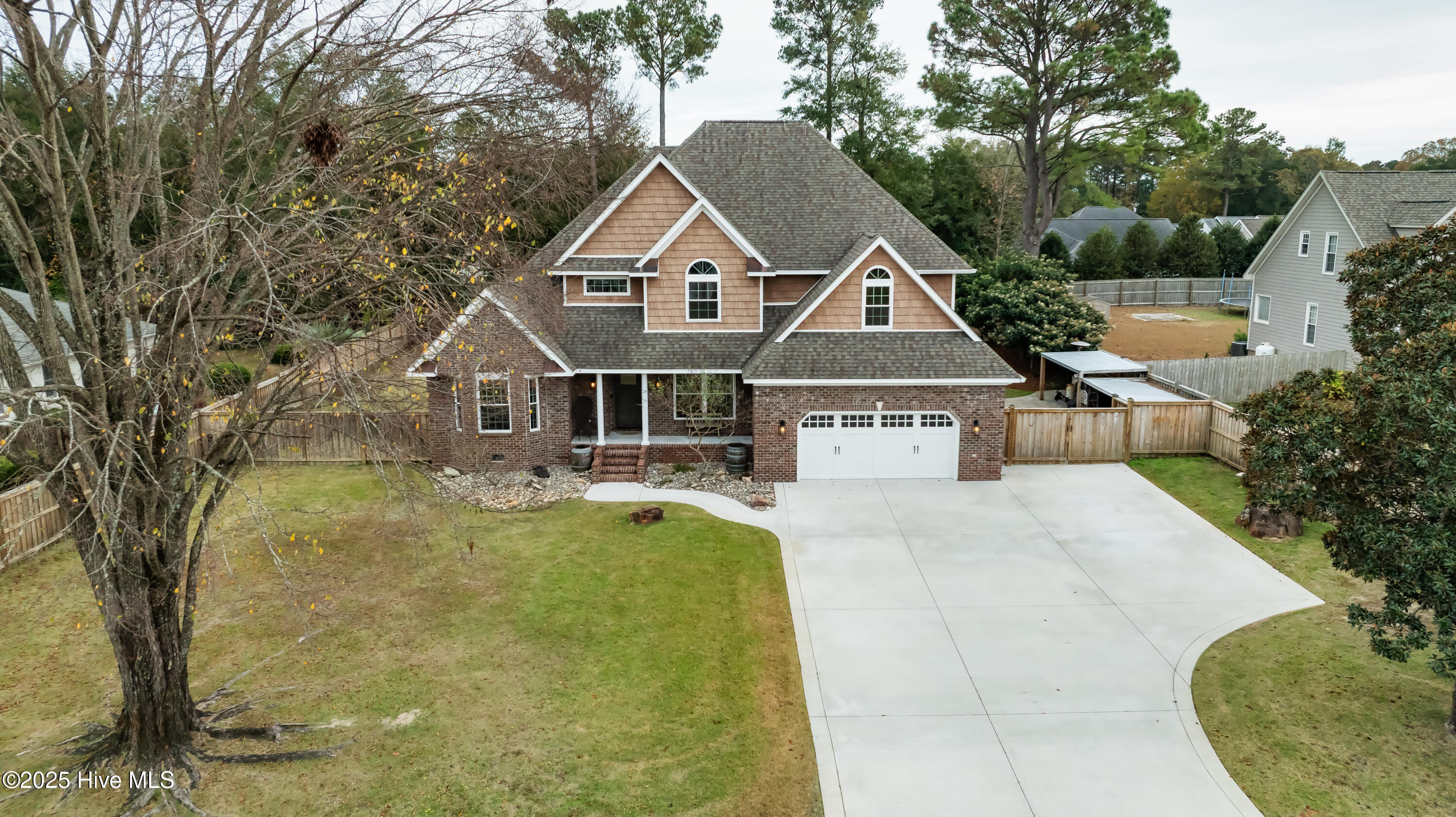 100543498 | Photo 60